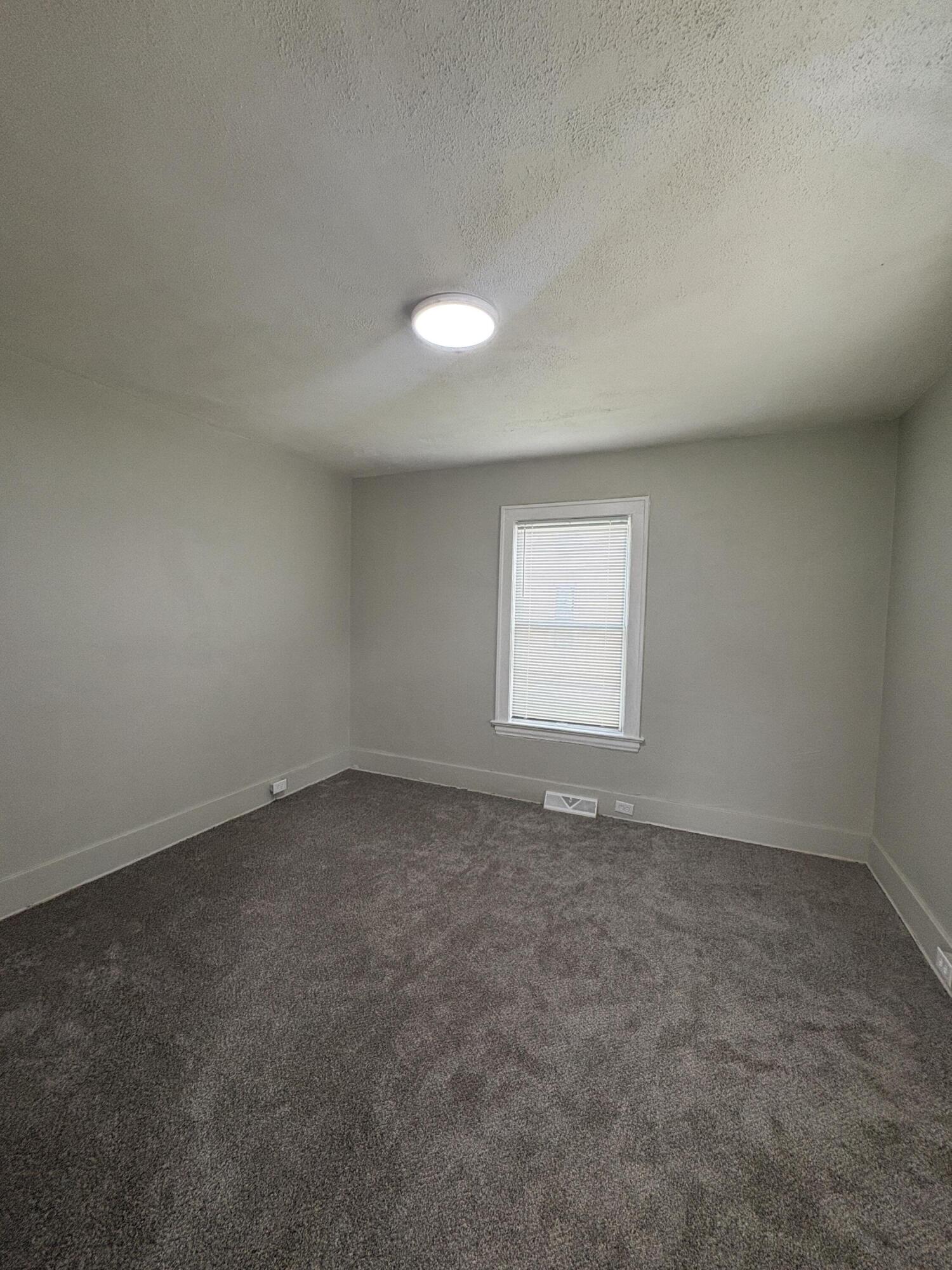 1025 Hamilton Avenue NW Grand Rapids MI 49504