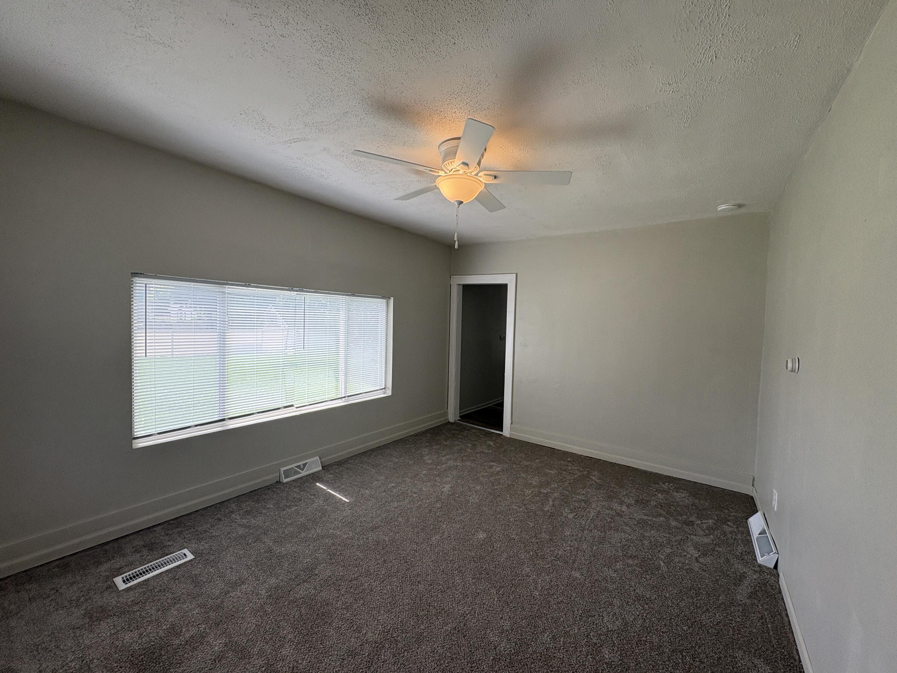 1025 Hamilton Avenue NW Grand Rapids MI 49504