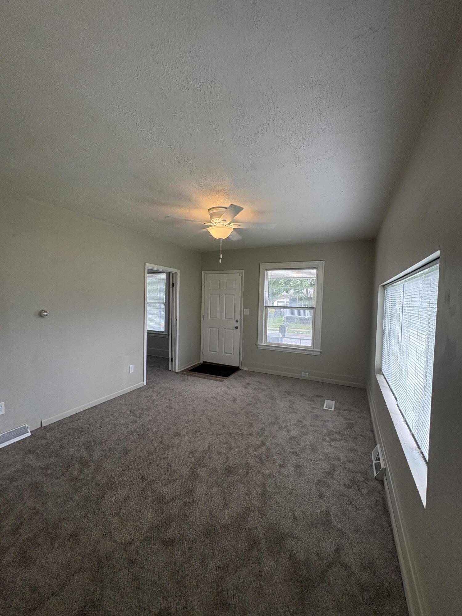1025 Hamilton Avenue NW Grand Rapids MI 49504