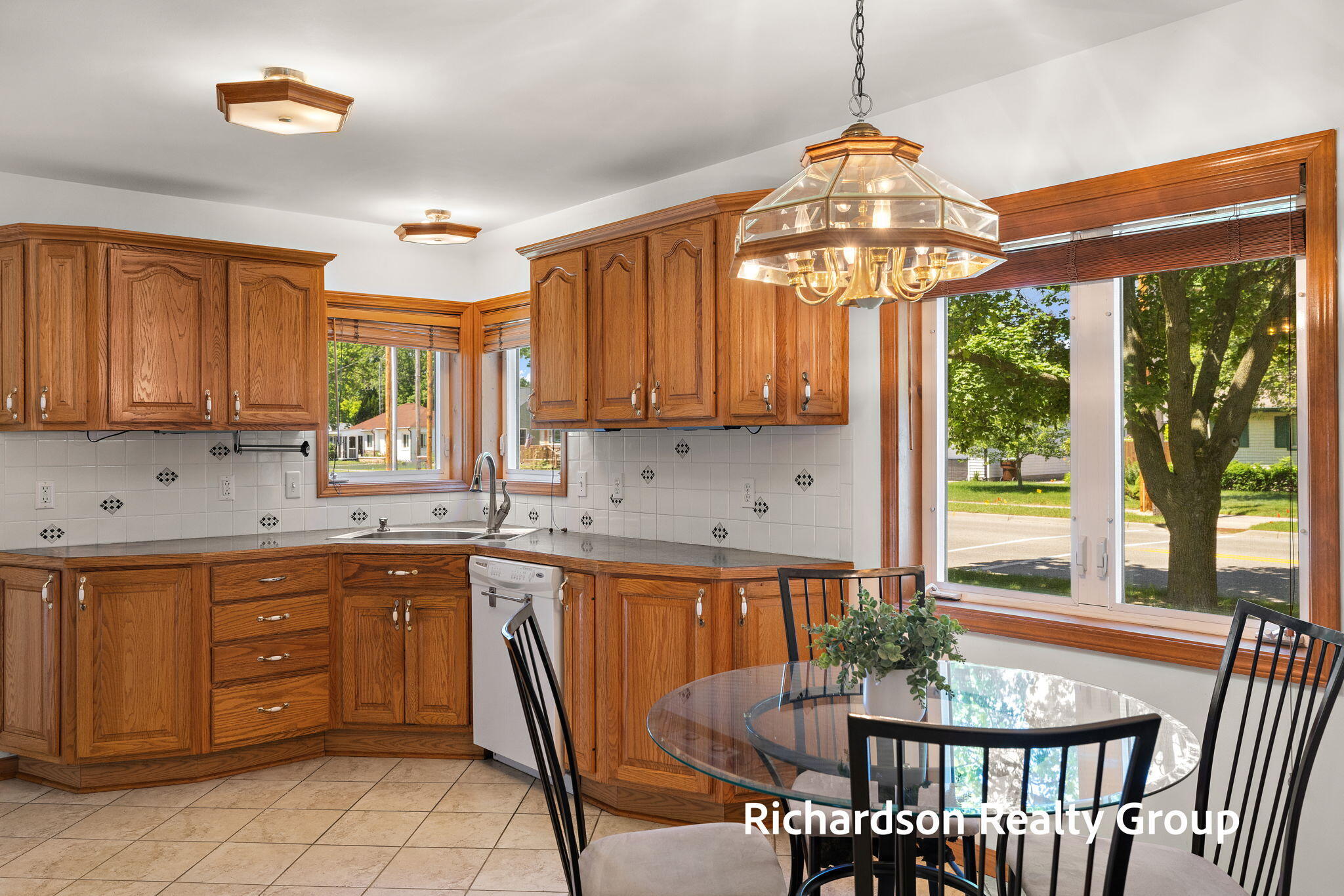 1702 Waverly Avenue Grand Haven MI 49417