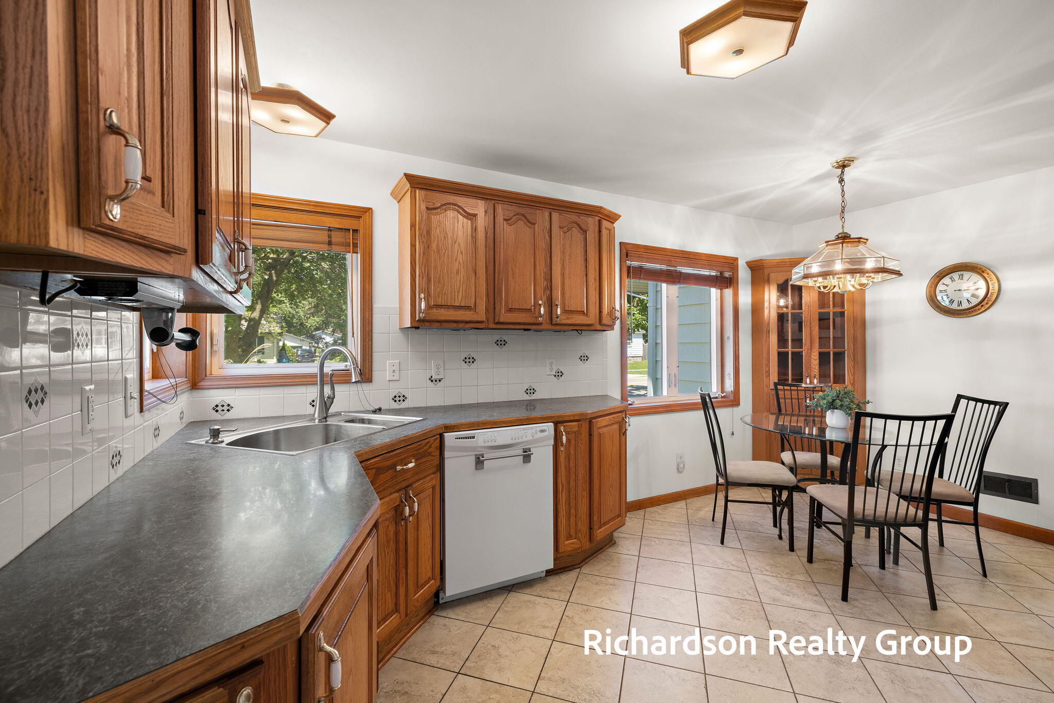 1702 Waverly Avenue Grand Haven MI 49417