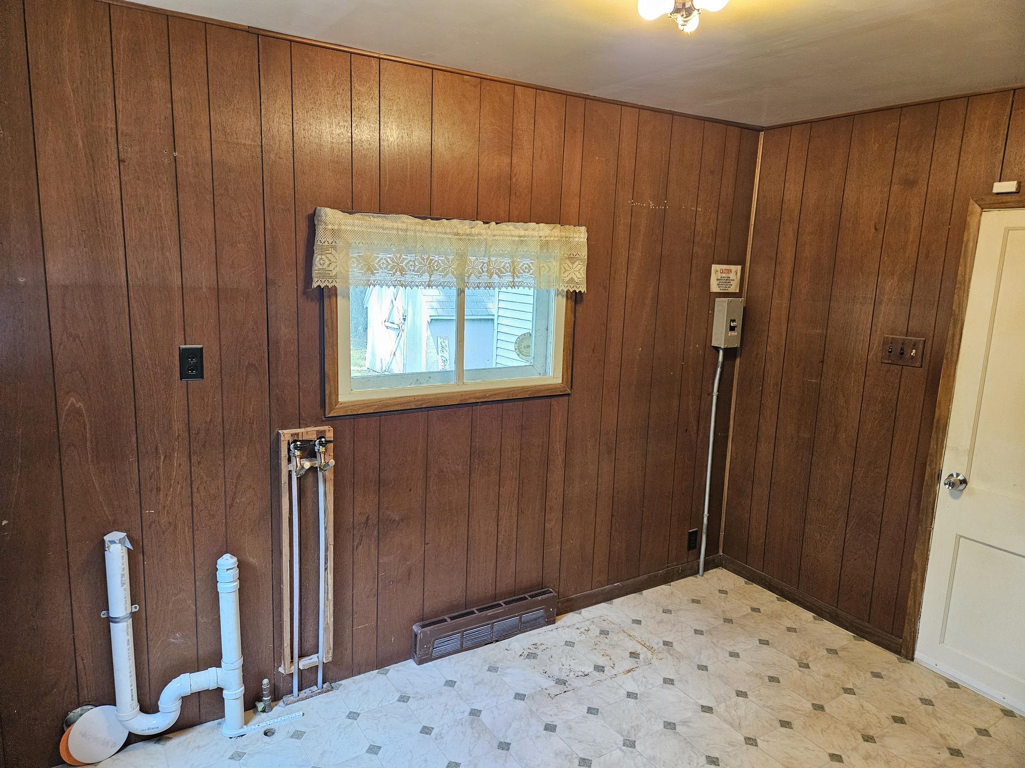 533 Seminole Road Muskegon MI 49444