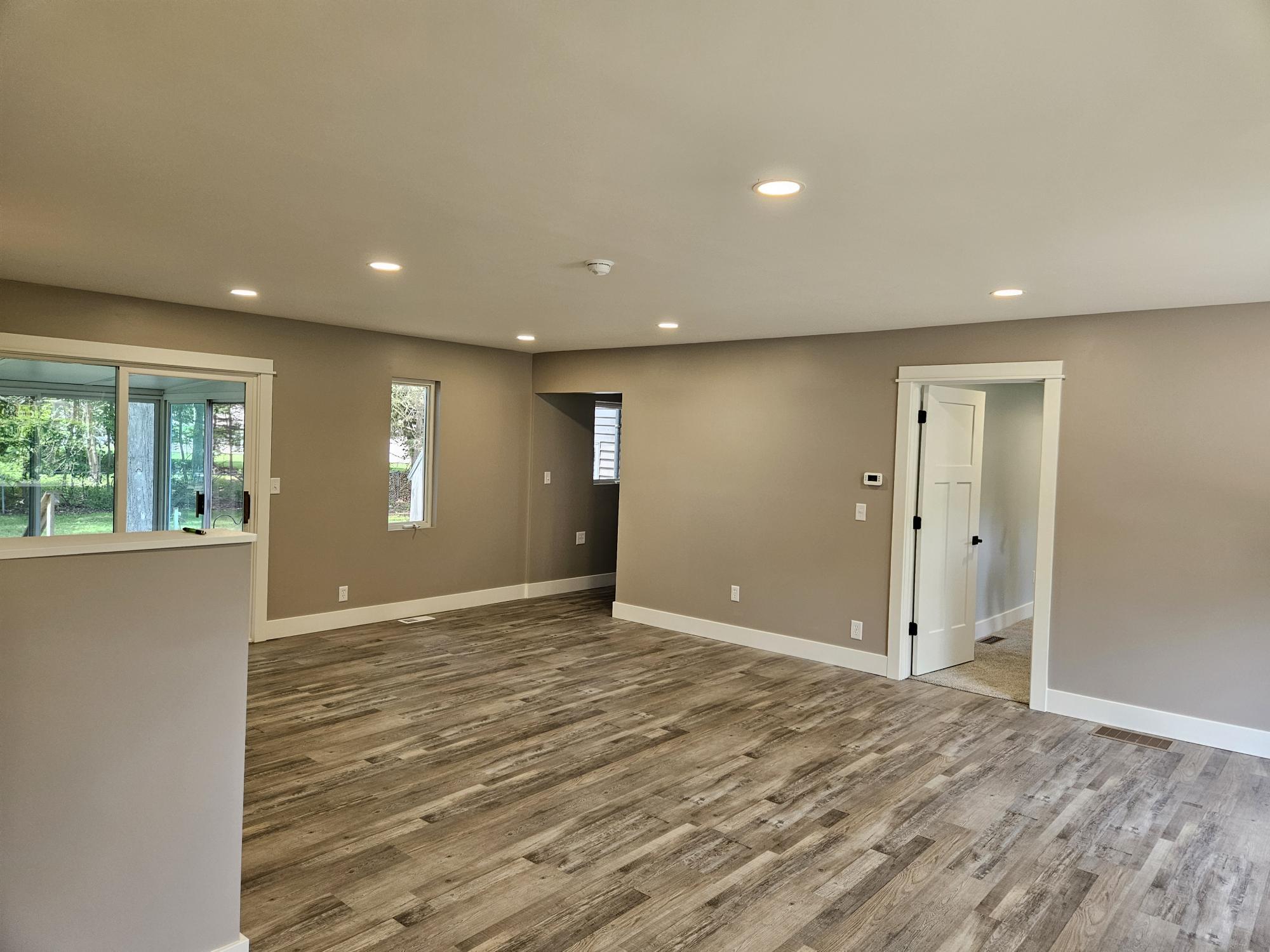533 Seminole Road Muskegon MI 49444