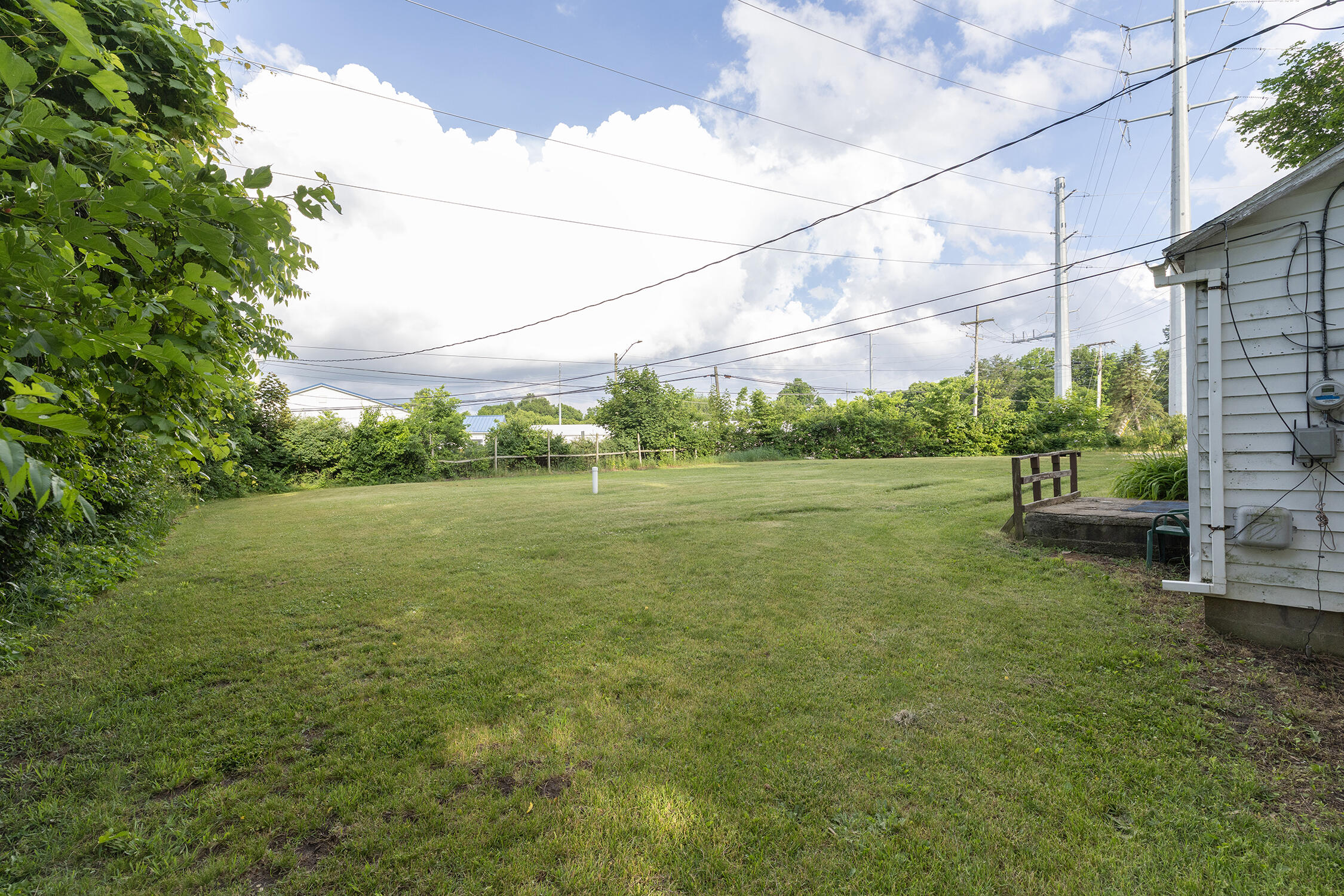 123 Hilltop Lane Cassopolis MI 49031