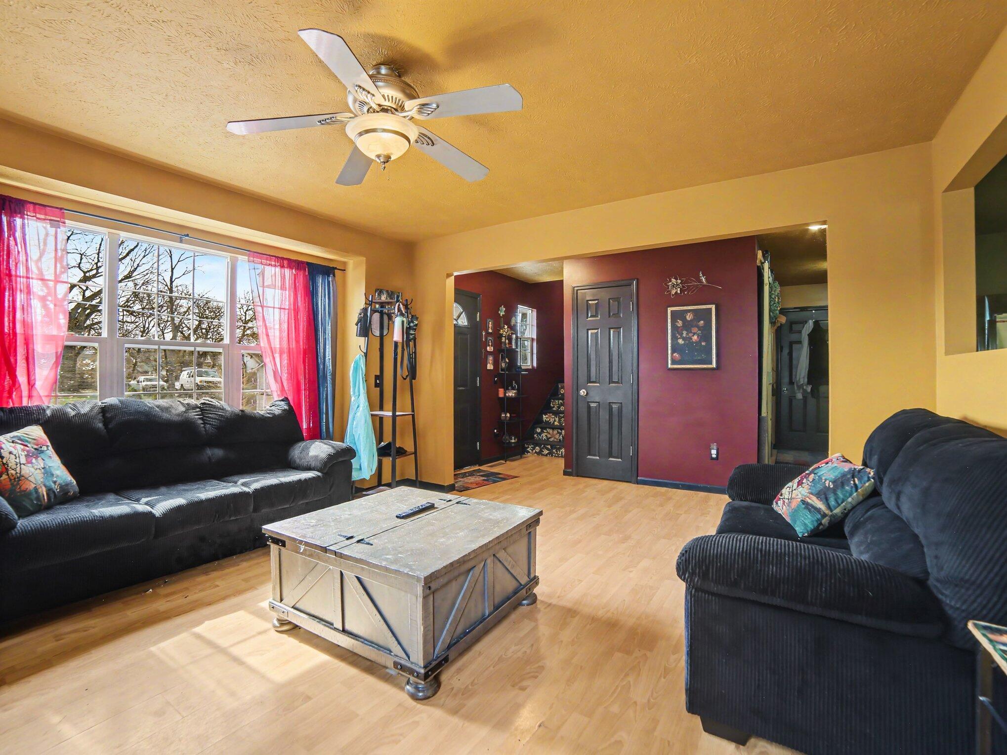 280 Iona Avenue Muskegon MI 49442