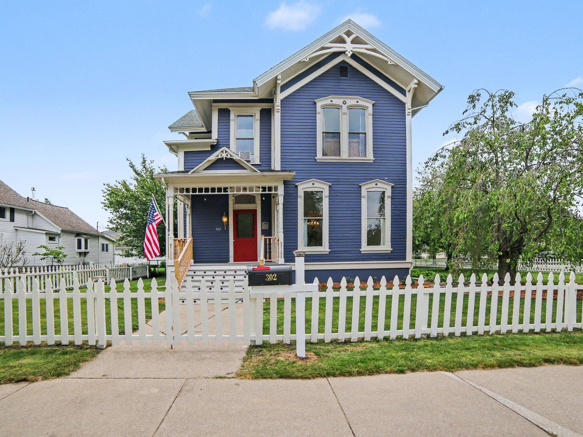 302 E Court Street Ludington MI 49431