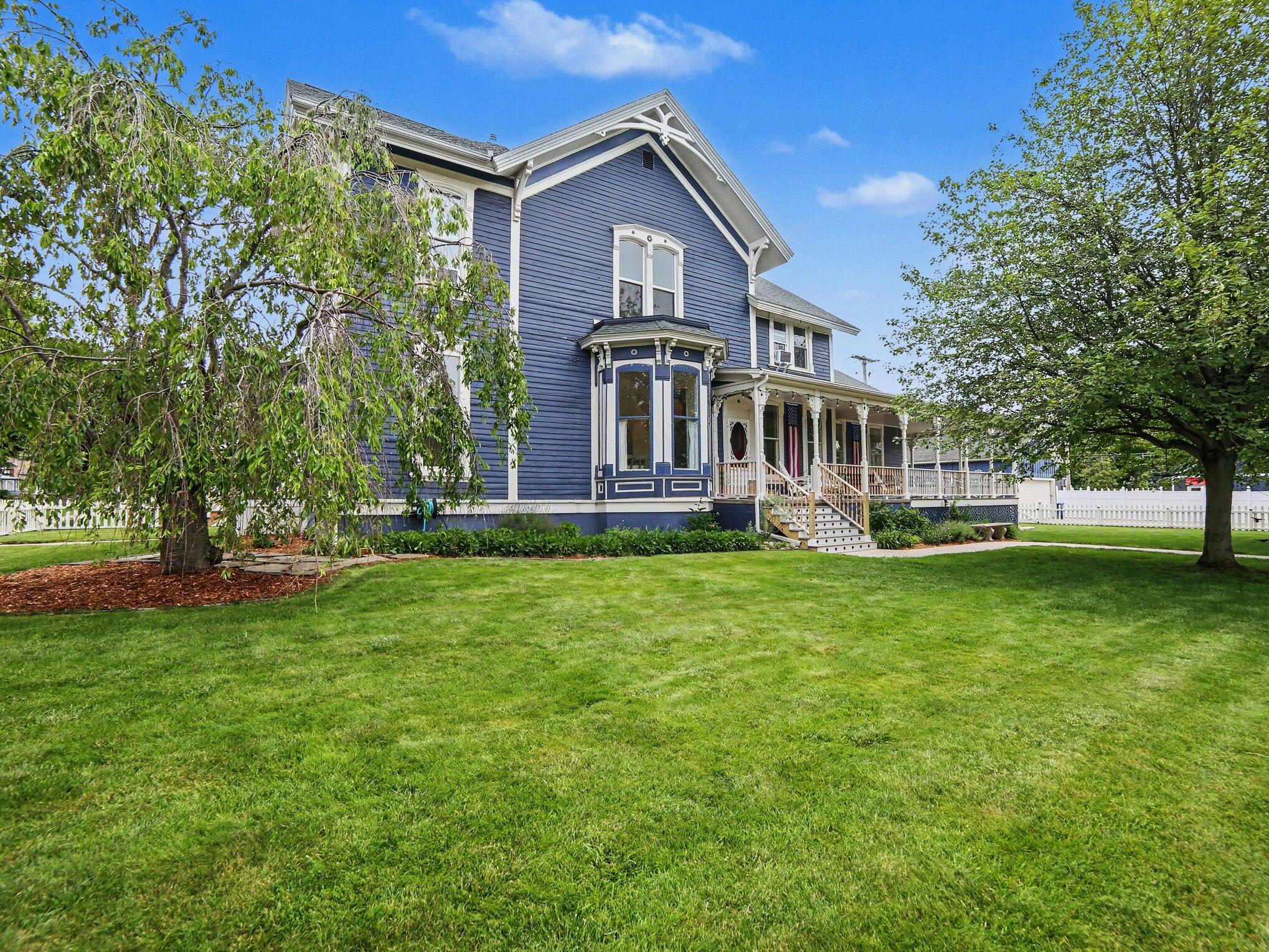 302 E Court Street Ludington MI 49431