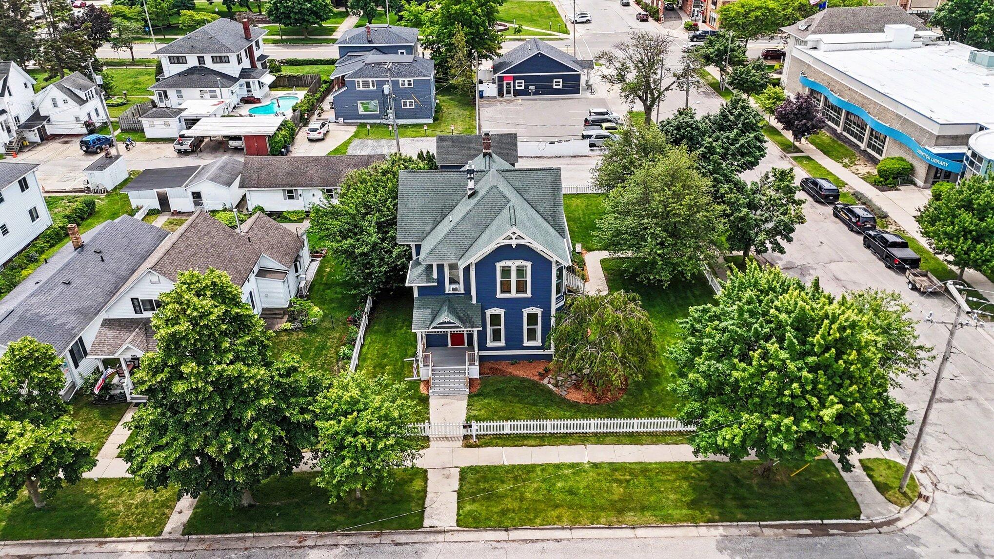 302 E Court Street Ludington MI 49431