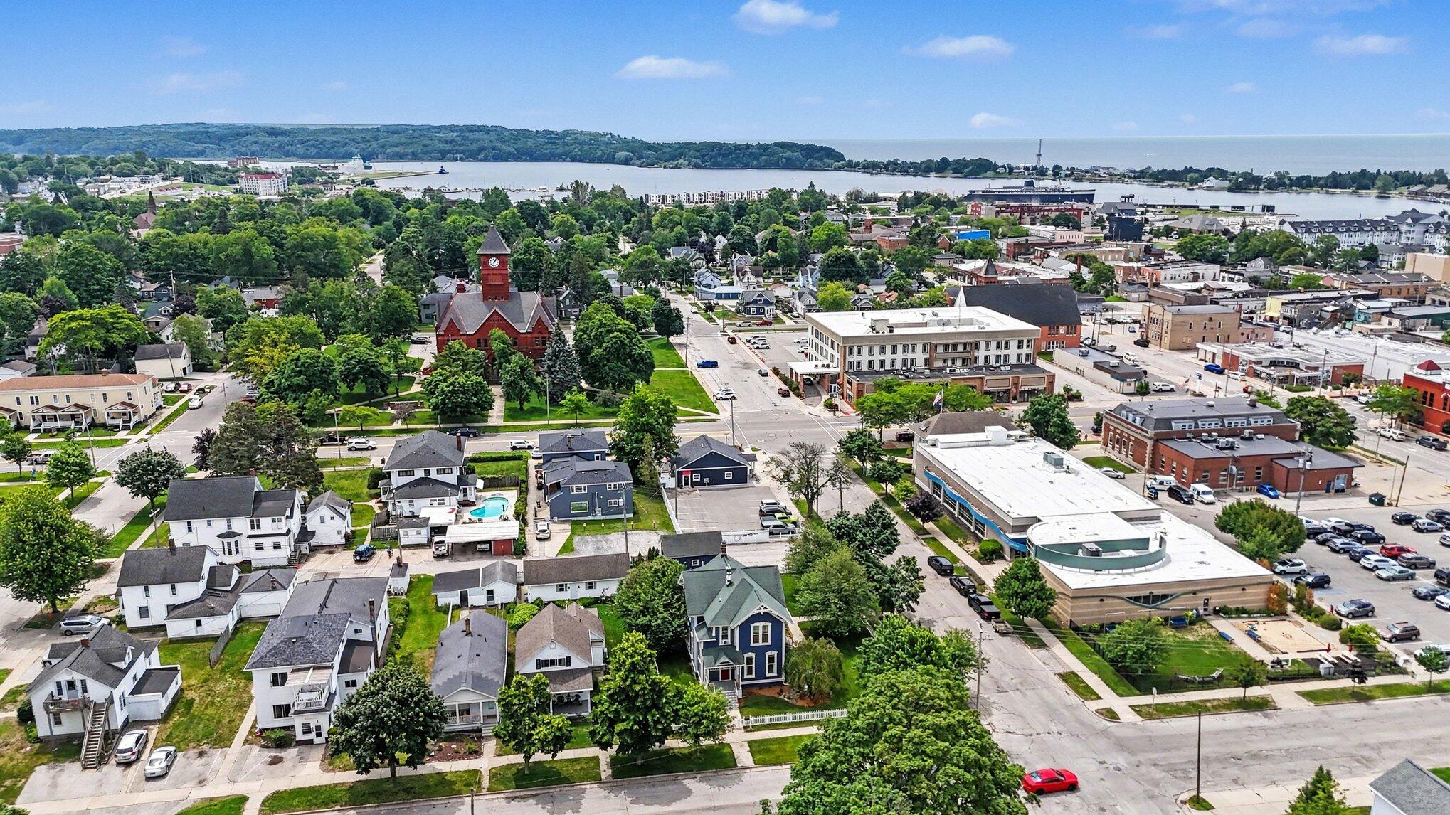 302 E Court Street Ludington MI 49431