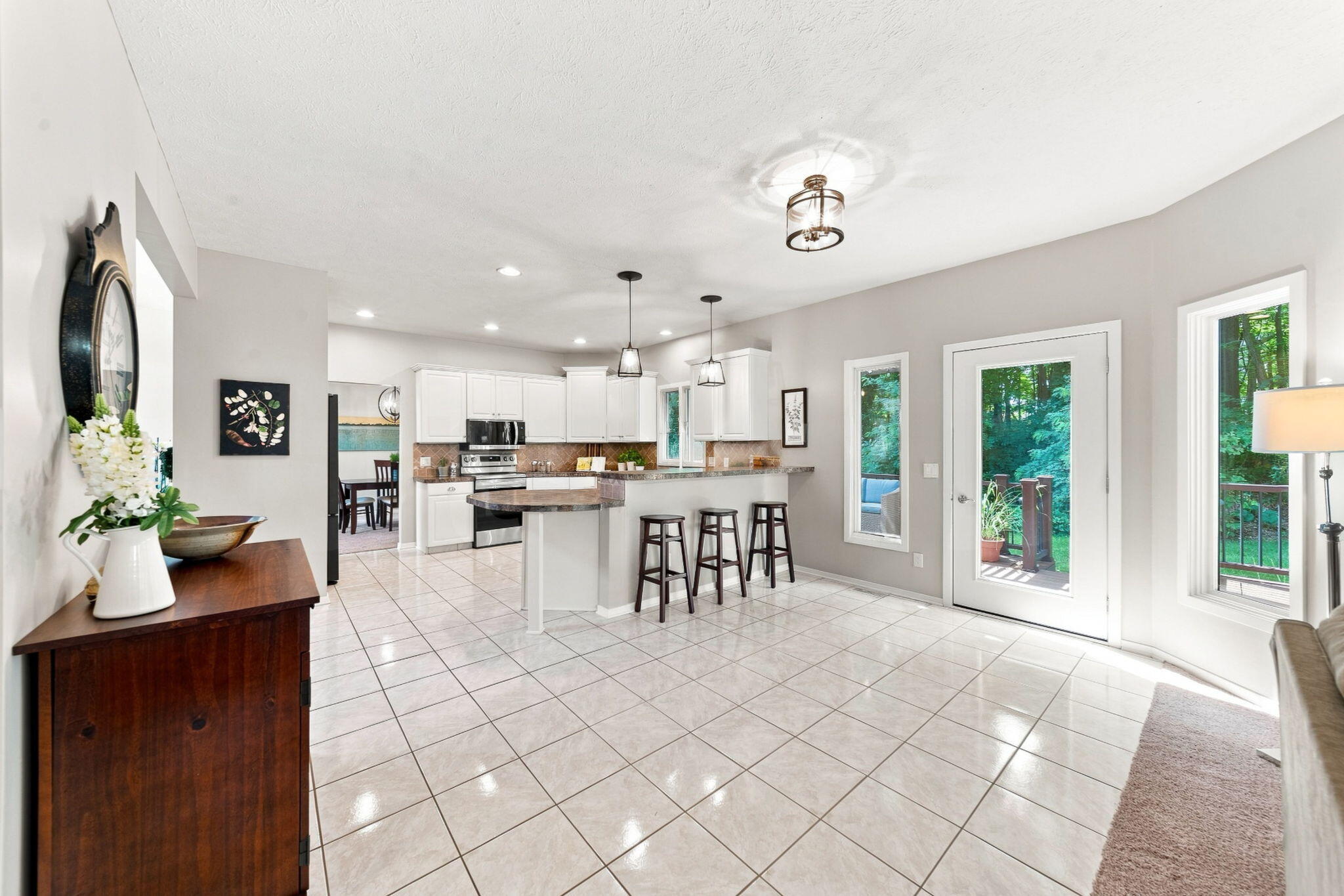 6274 Miramonte Drive NE Rockford MI 49341