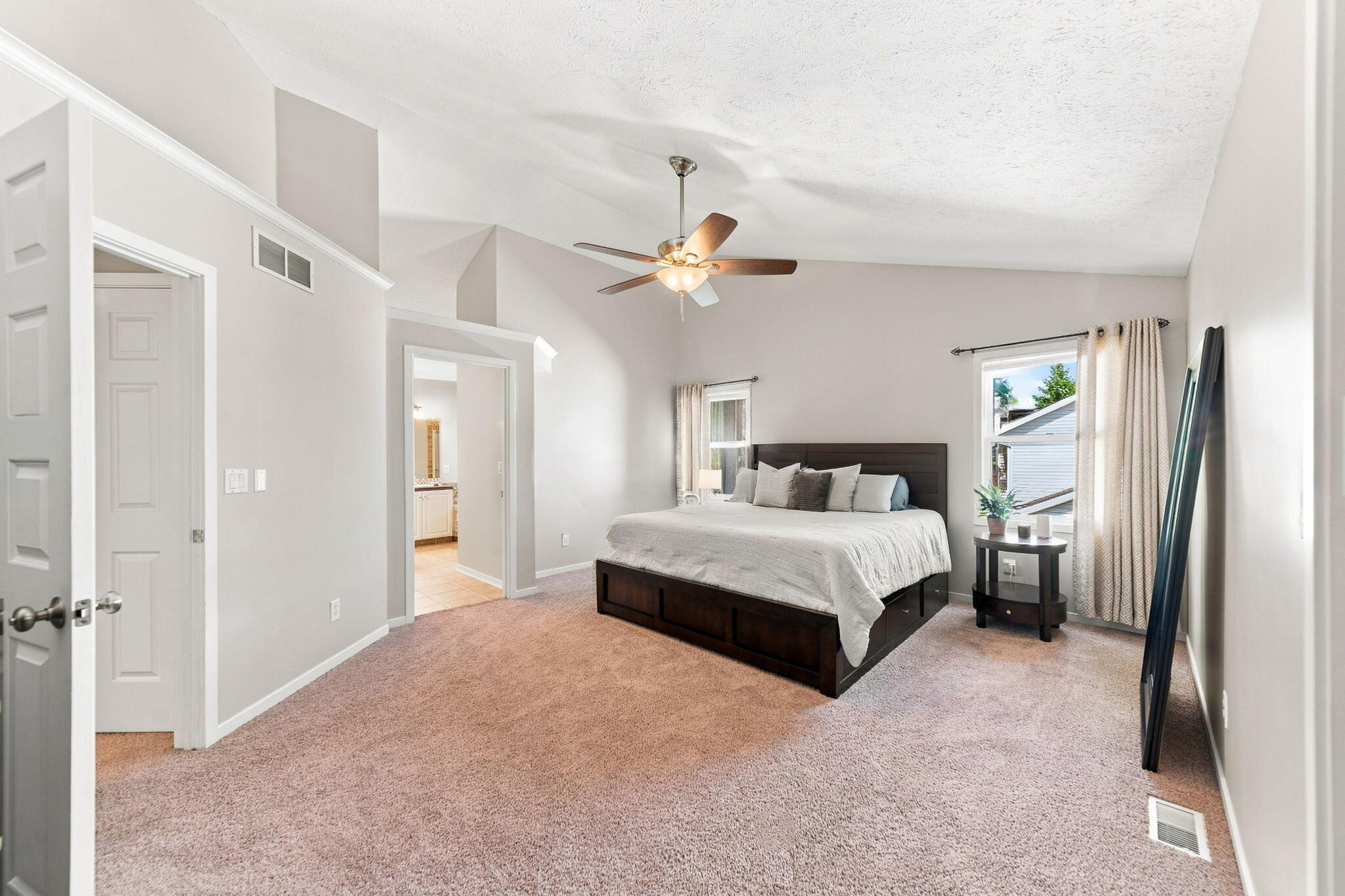 6274 Miramonte Drive NE Rockford MI 49341