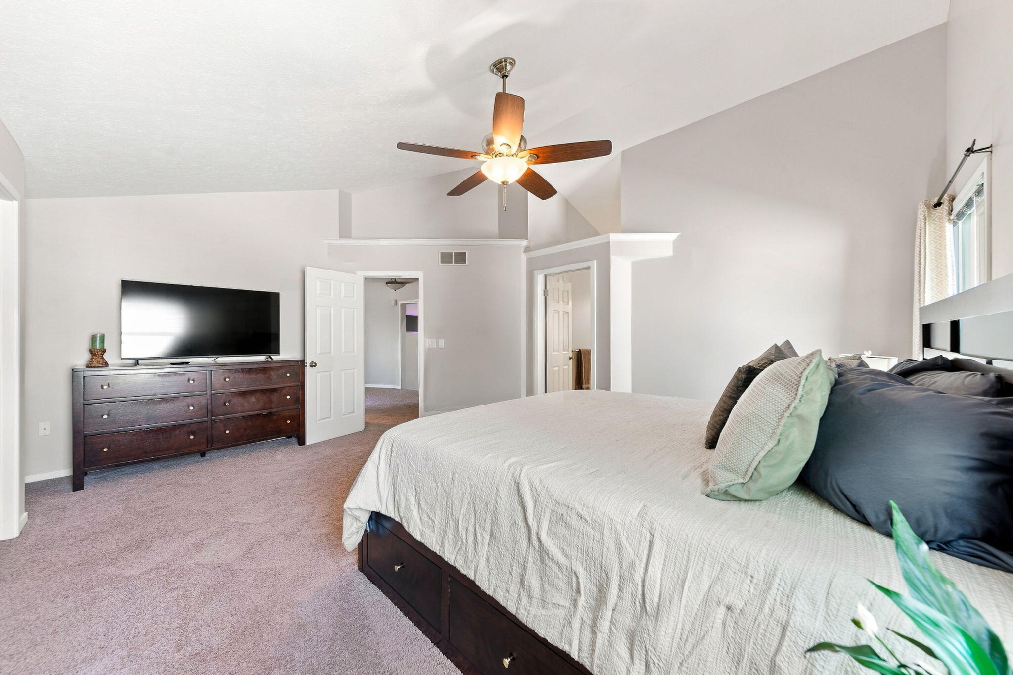 6274 Miramonte Drive NE Rockford MI 49341