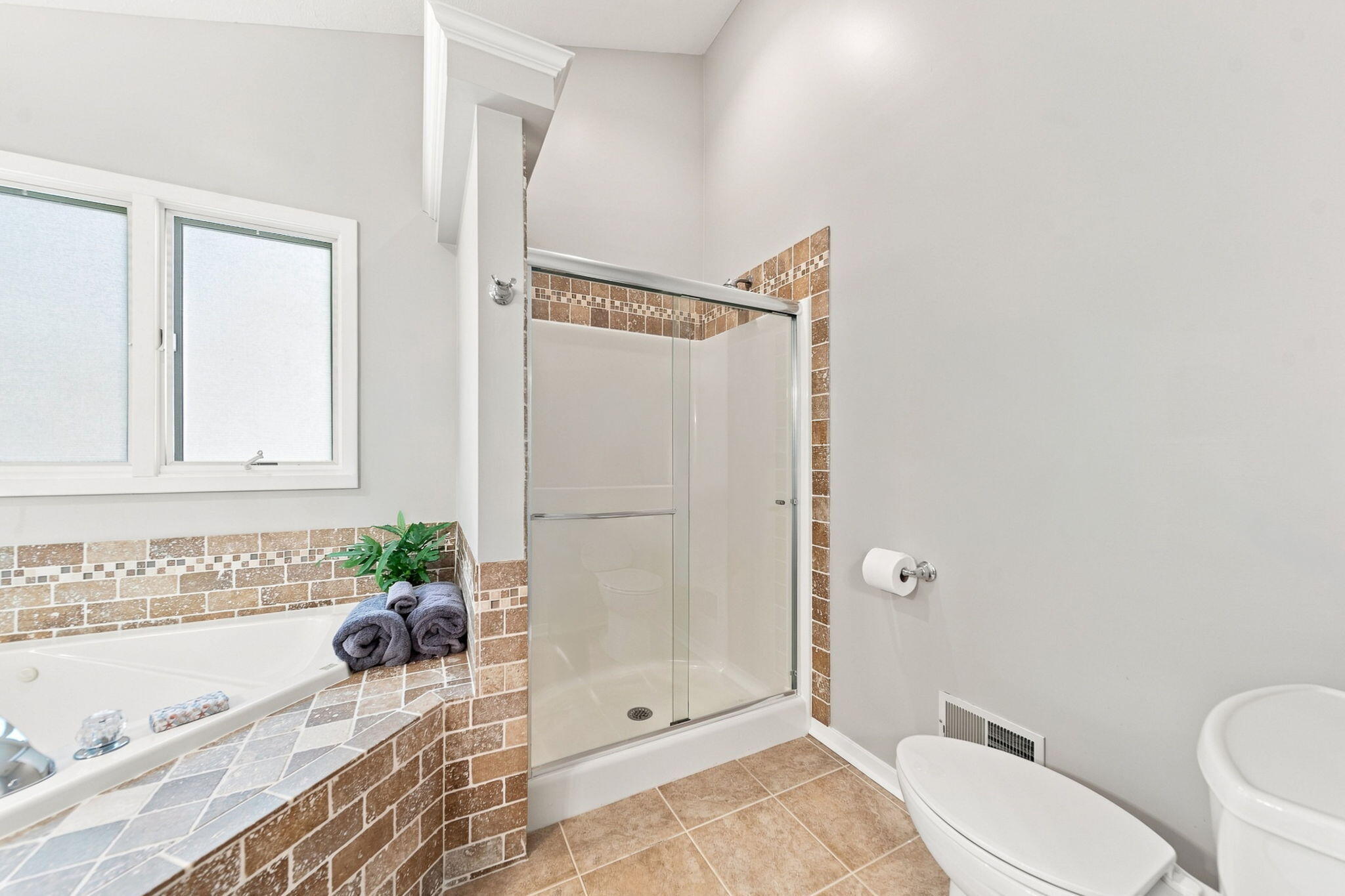 6274 Miramonte Drive NE Rockford MI 49341