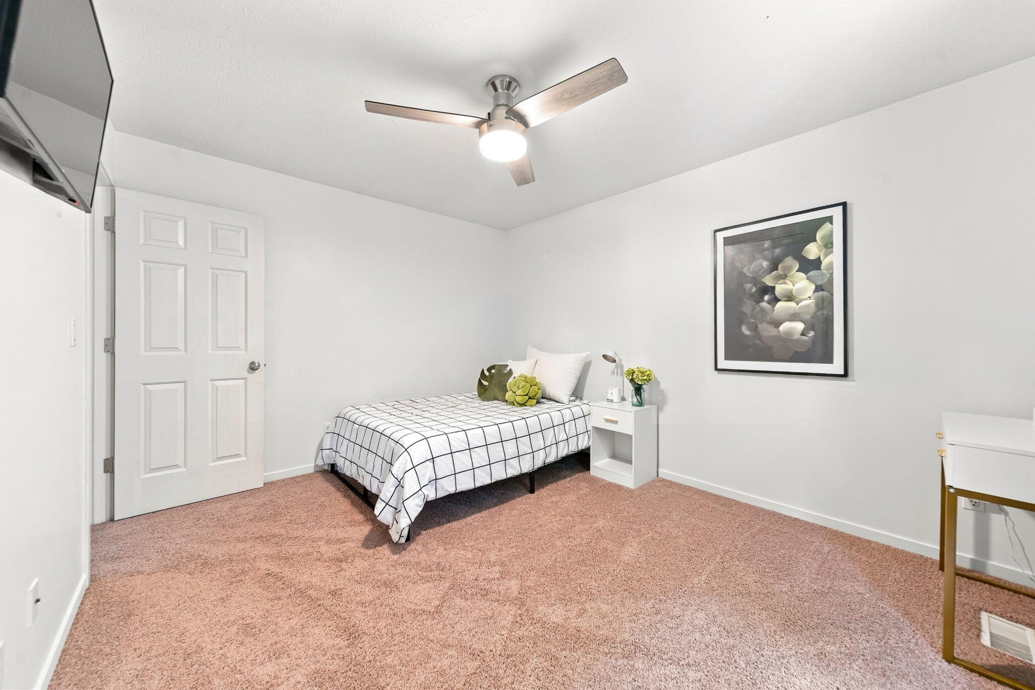 6274 Miramonte Drive NE Rockford MI 49341