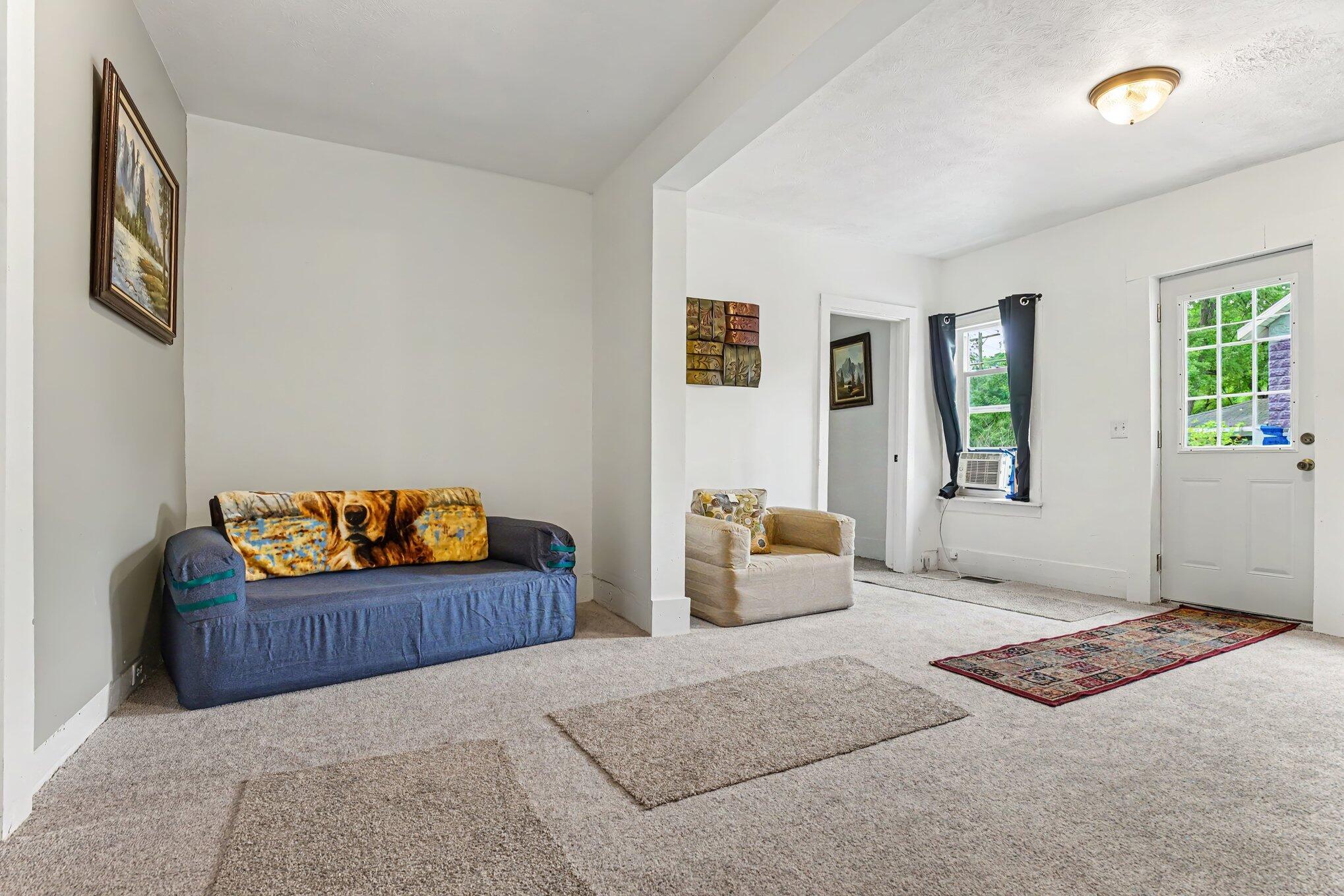 212 S Lowe Street Dowagiac MI 49047