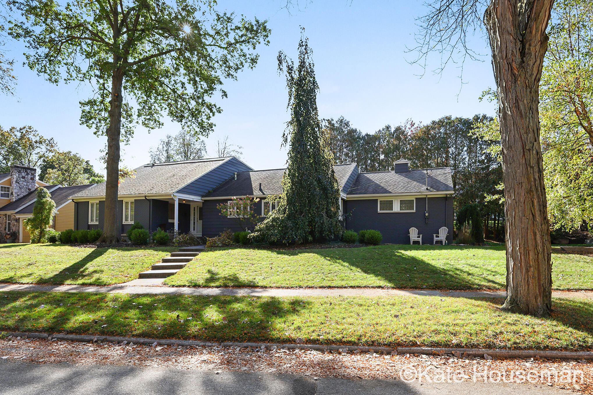 2121 East Shiawassee Drive SE Grand Rapids MI 49506