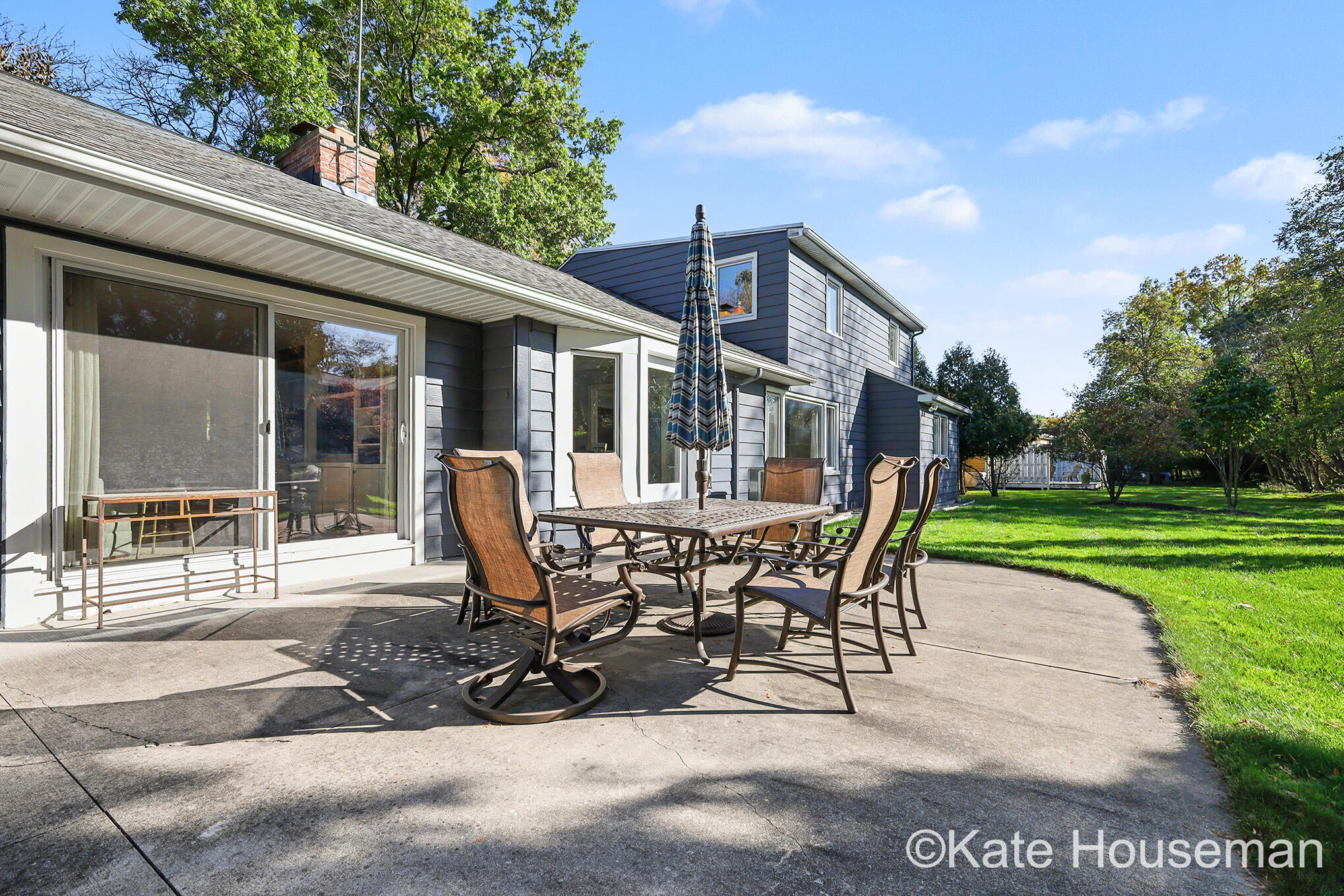 2121 East Shiawassee Drive SE Grand Rapids MI 49506