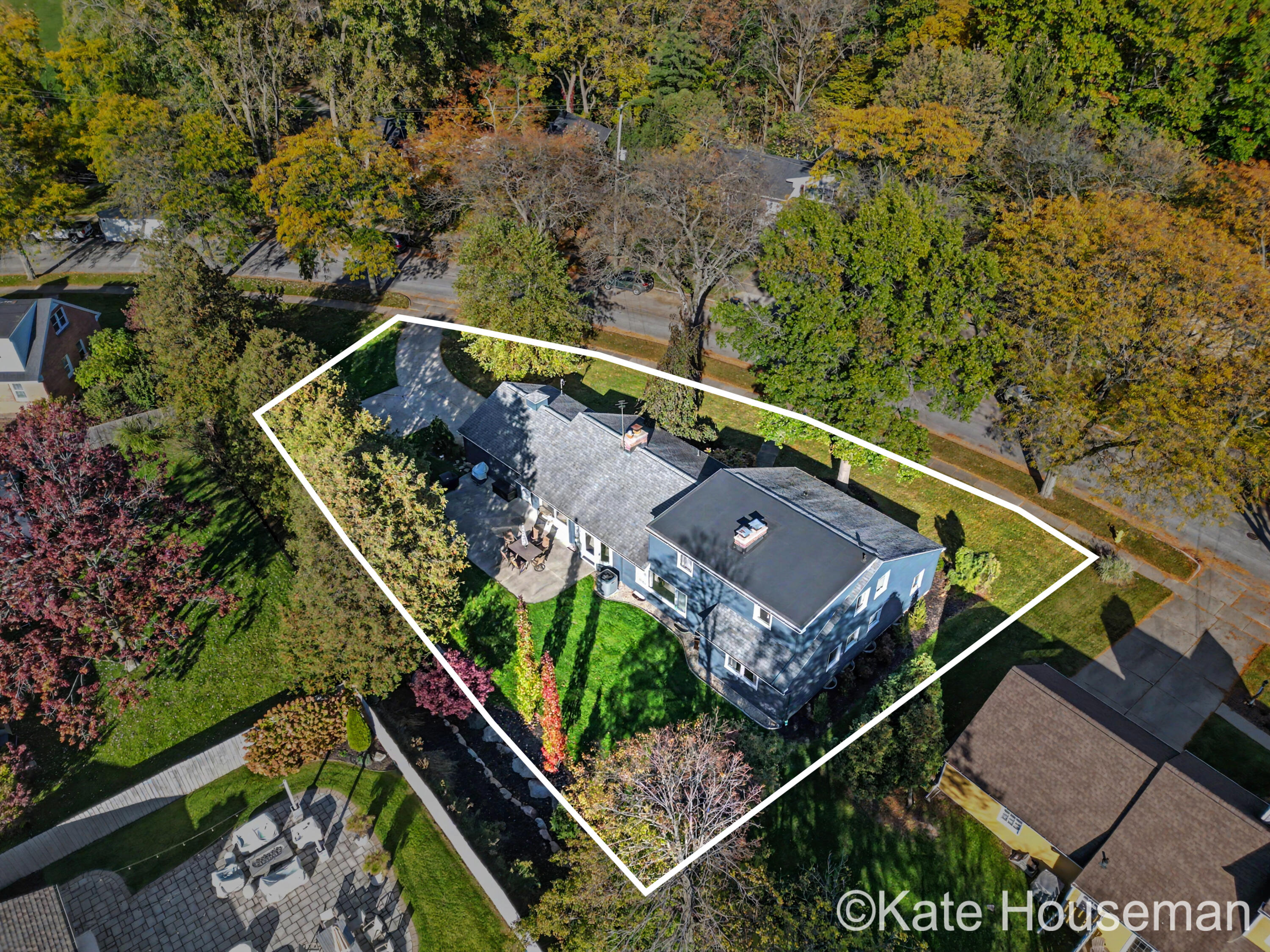 2121 East Shiawassee Drive SE Grand Rapids MI 49506