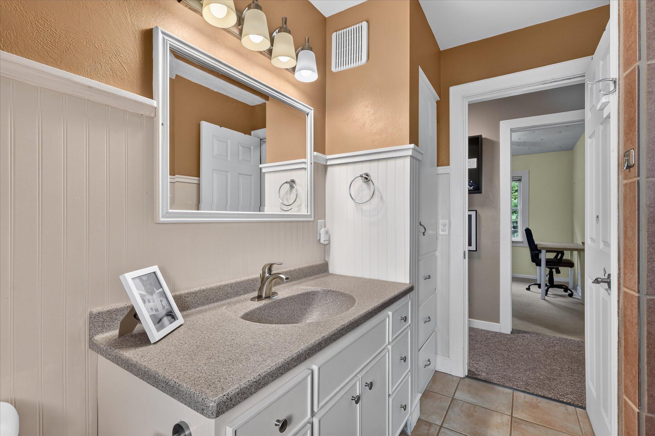 6896 N Riverview Drive Kalamazoo MI 49004