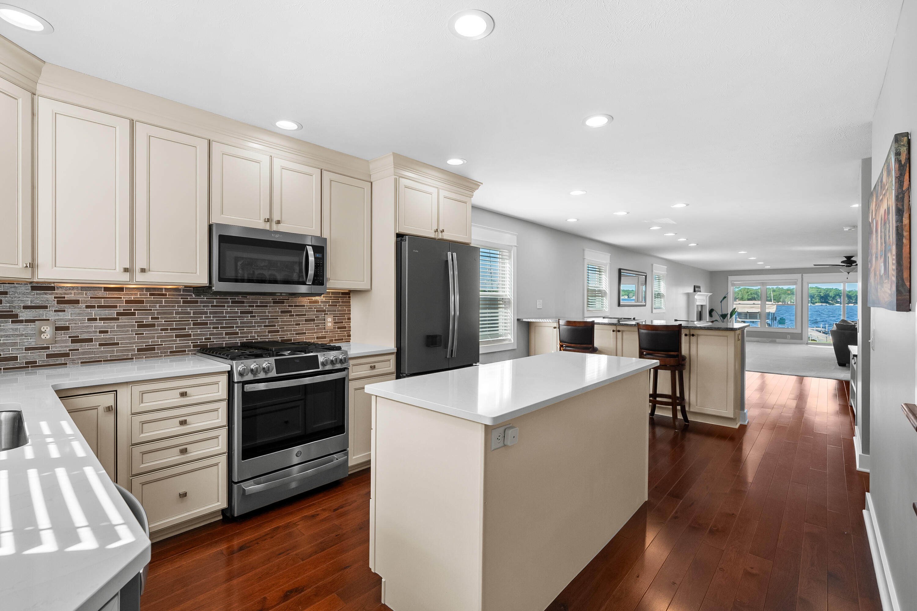 2136 Ames Drive Portage MI 49002