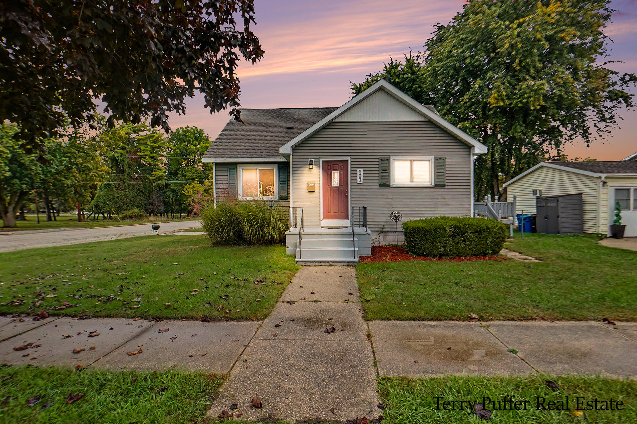 601 W 2nd Street Ludington MI 49431