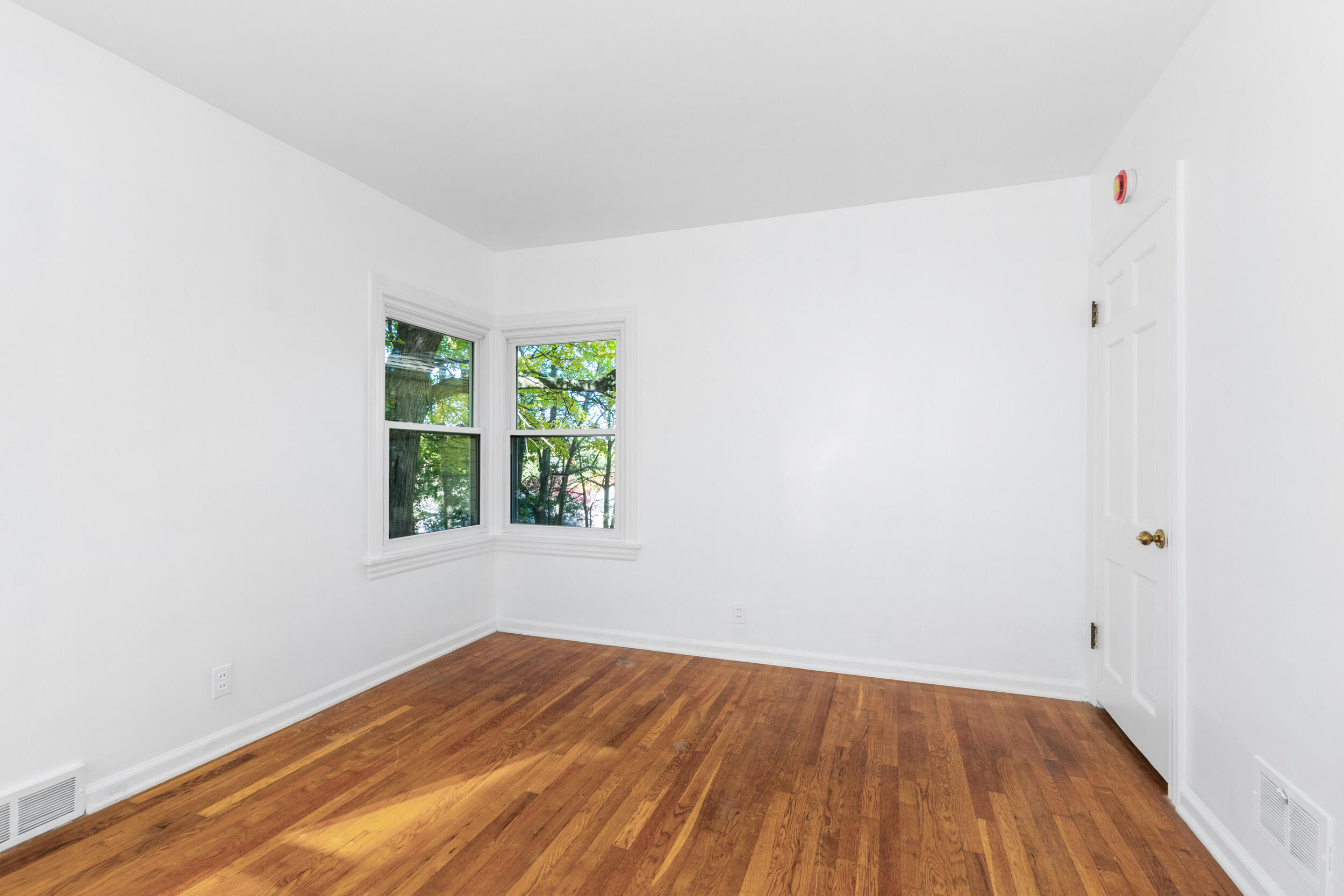 5715 Kalamazoo Avenue SE Grand Rapids MI 49508