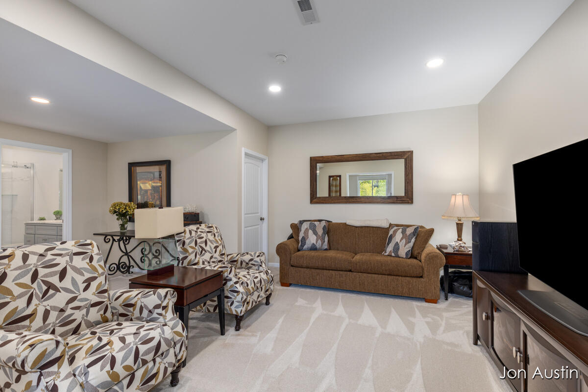 8637 Petoskey Street Kalamazoo MI 49009