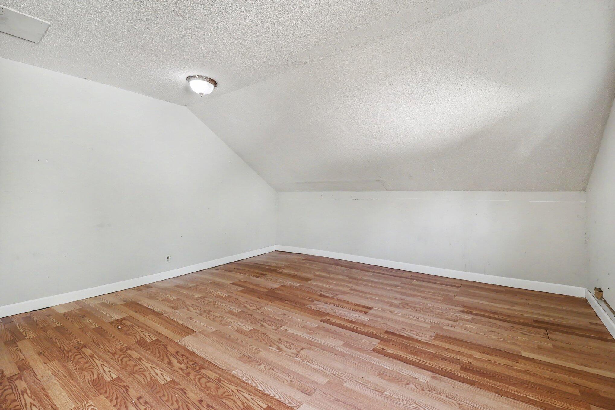 1607 6th Street Muskegon MI 49441