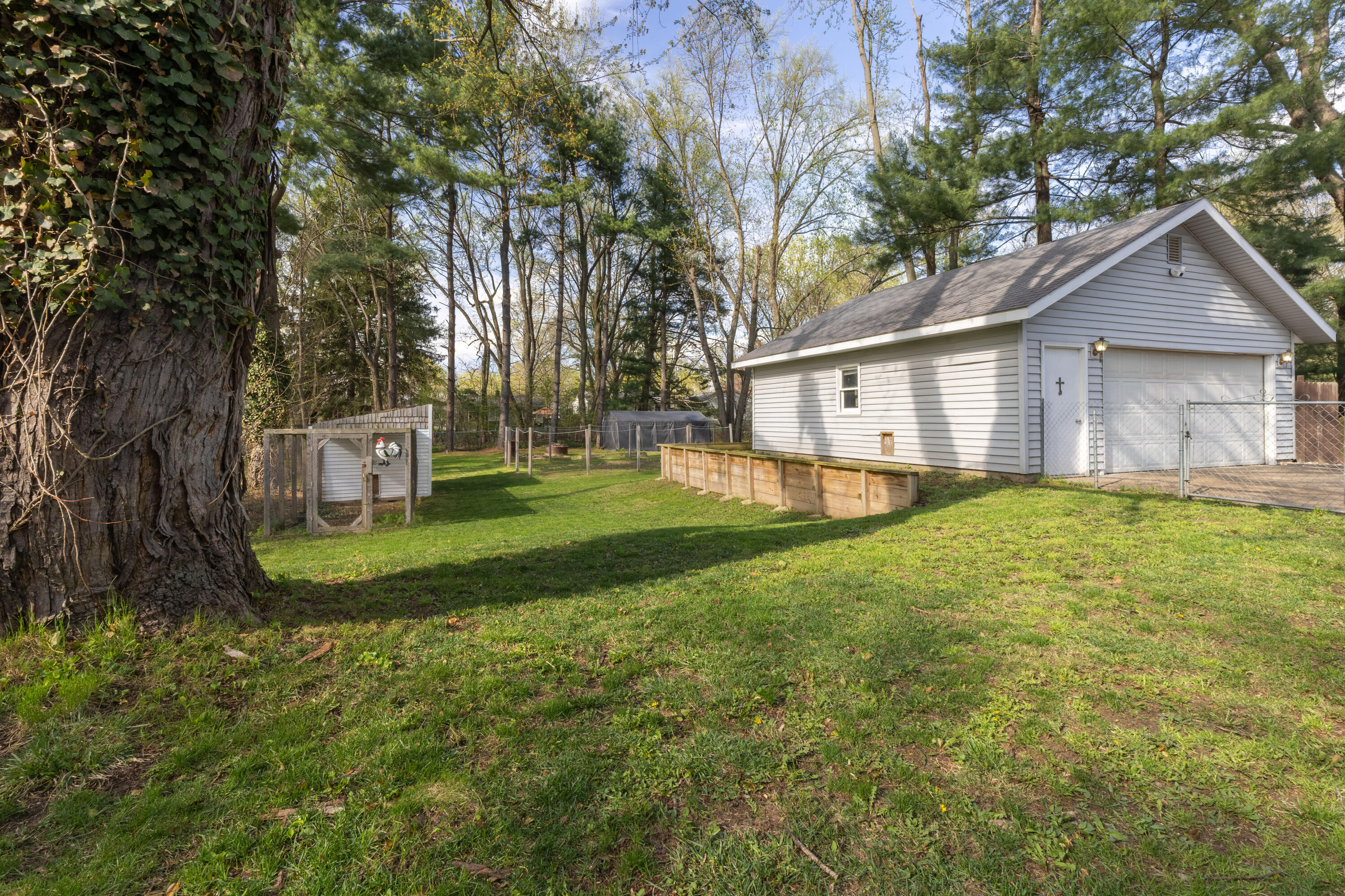 2831 Briarwood Drive Kalamazoo MI 49004
