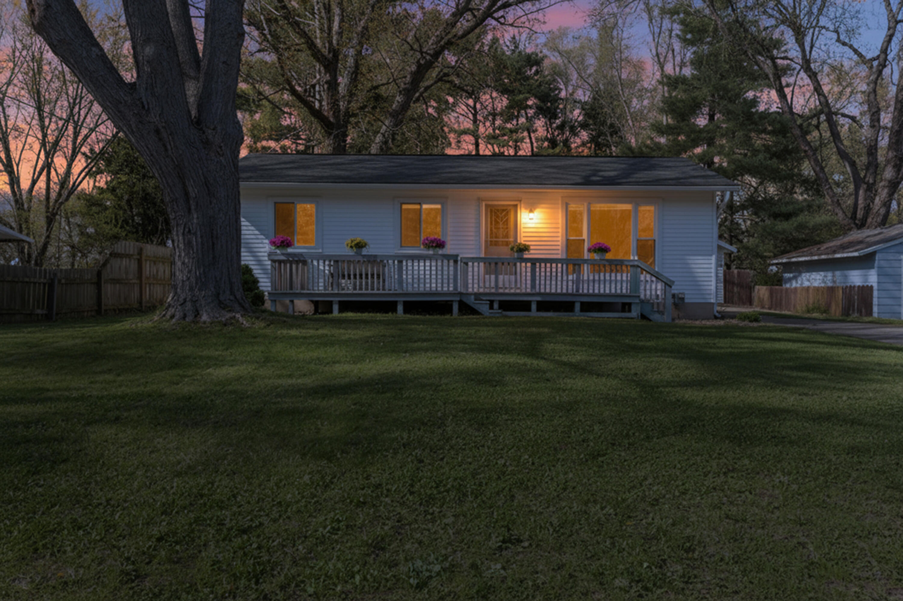 2831 Briarwood Drive Kalamazoo MI 49004
