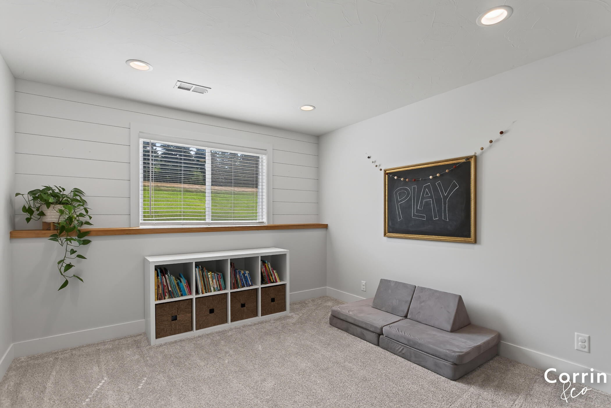1520 Shenandoah Drive Zeeland MI 49464