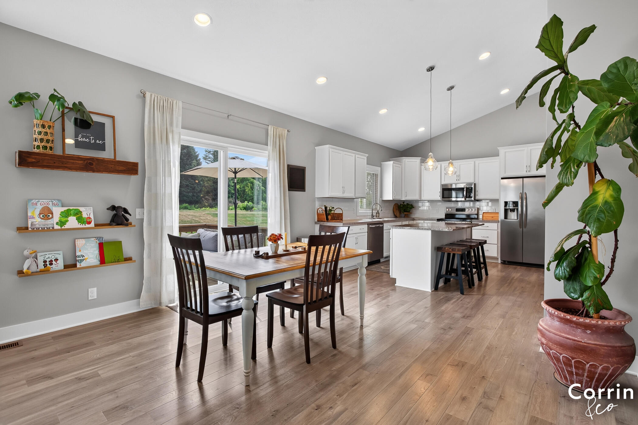 1520 Shenandoah Drive Zeeland MI 49464