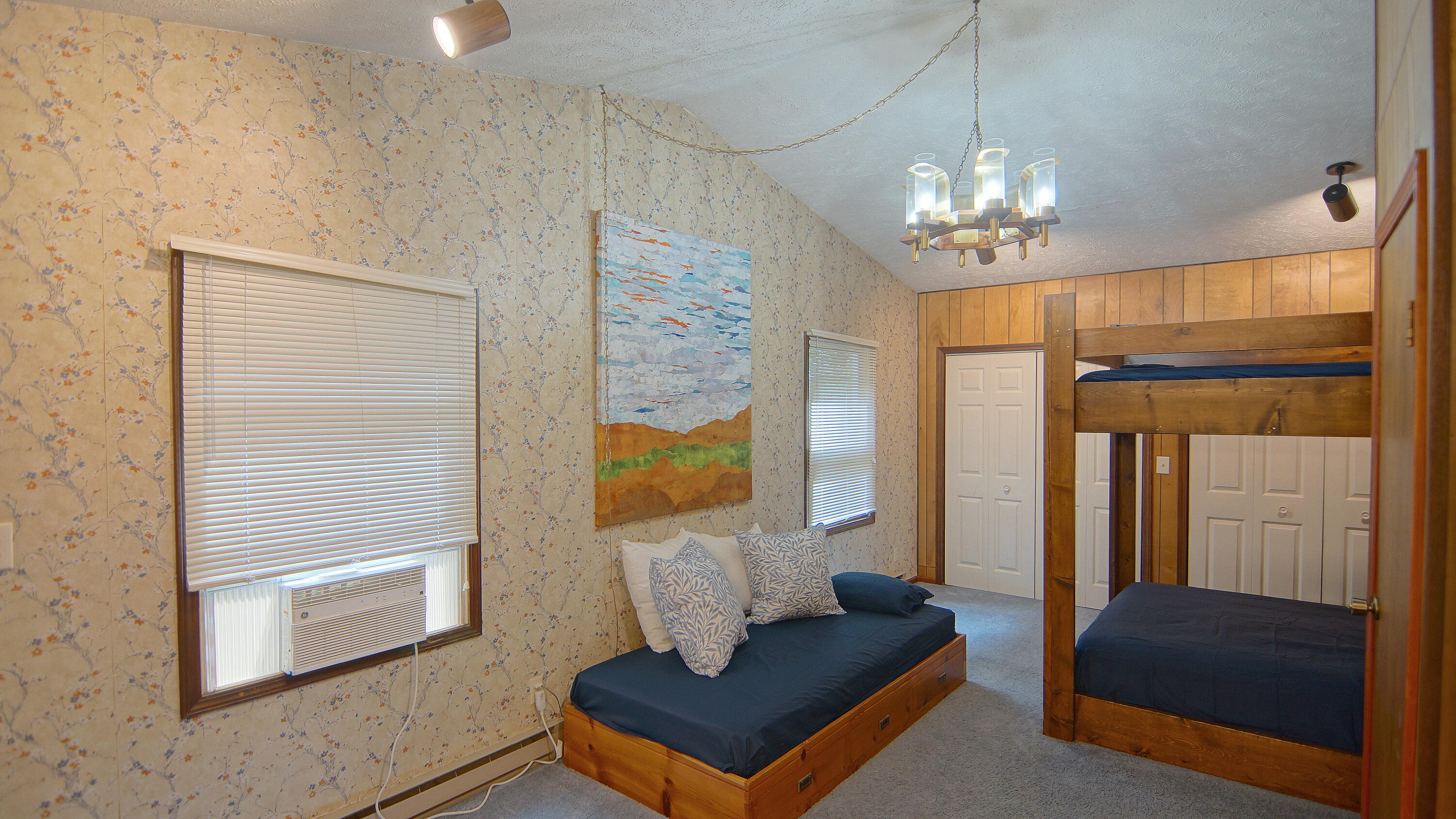 10749 Kings Lane Berrien Springs MI 49103
