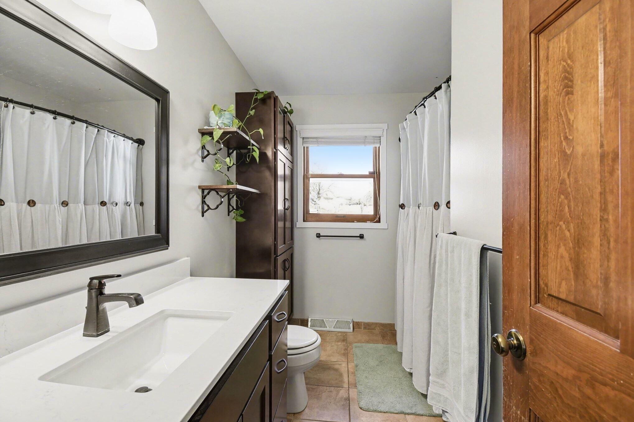 6593 Crownpointe Drive SW Byron Center MI 49315