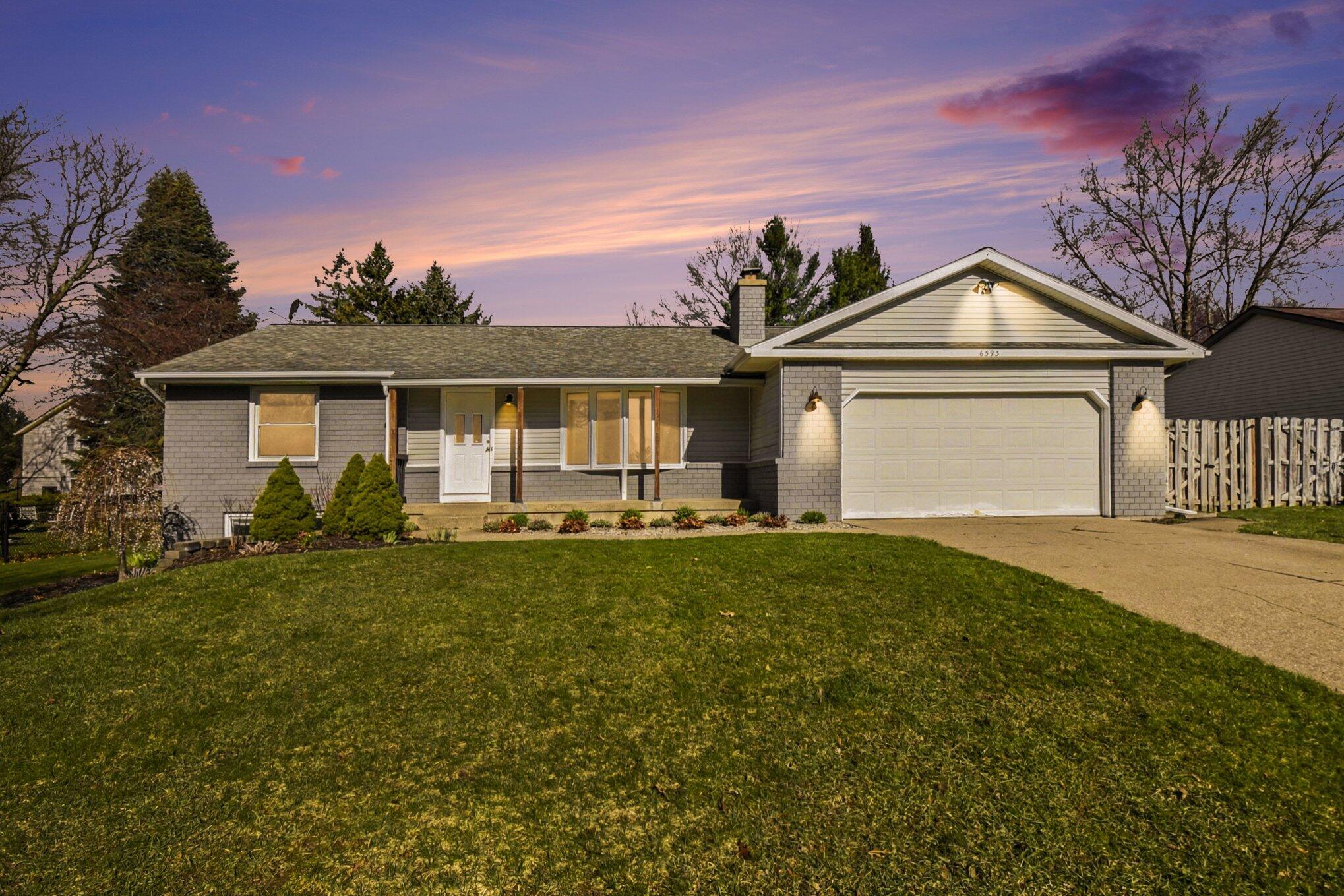 6593 Crownpointe Drive SW Byron Center MI 49315