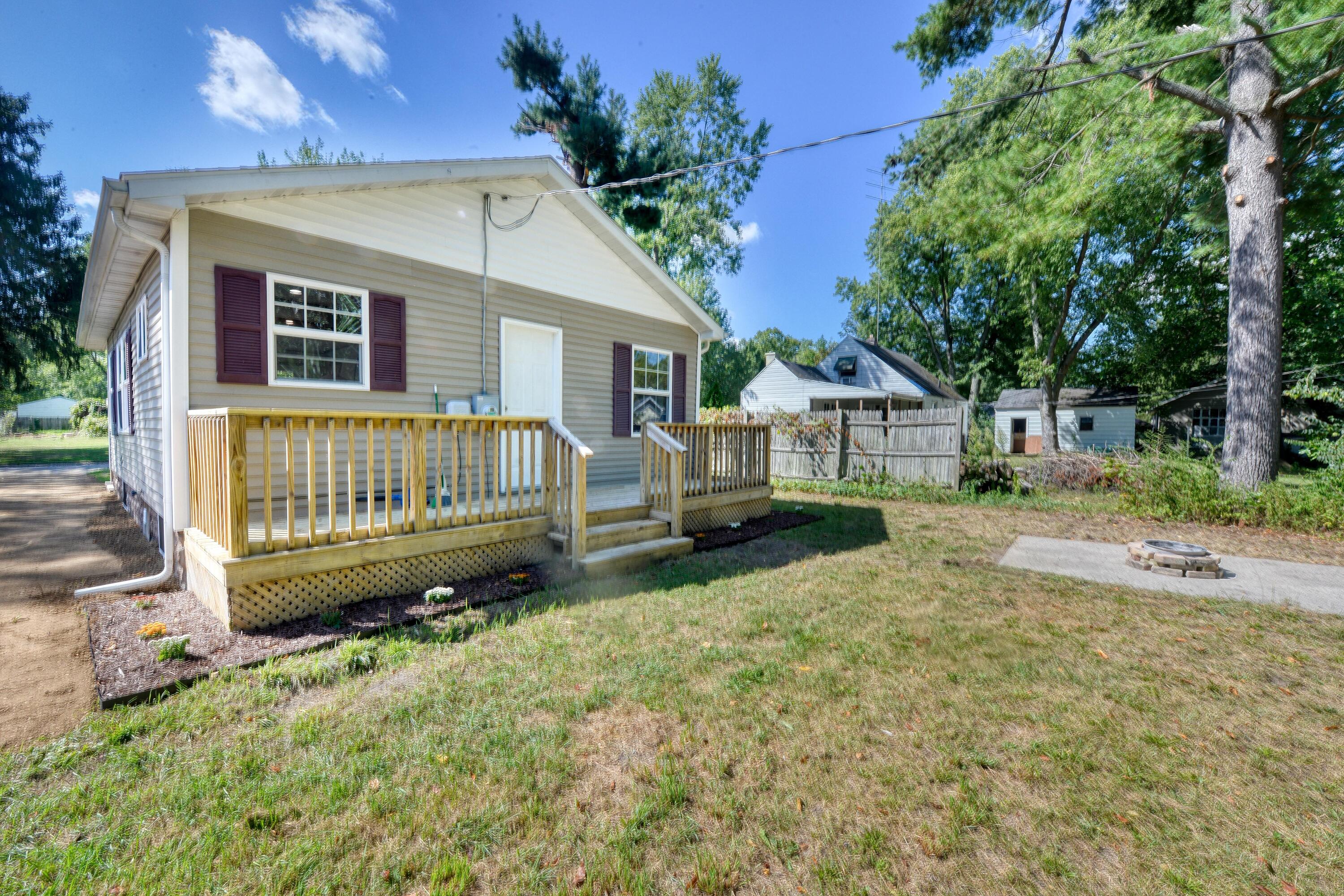 1621 Maple Street Niles MI 49120