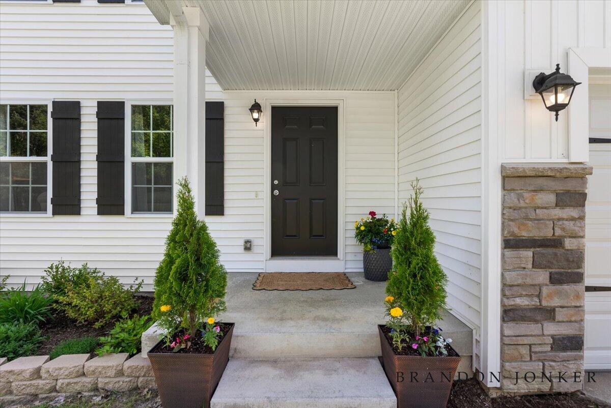 13748 Deer Creek Drive South Haven MI 49090