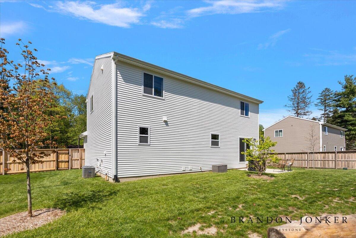 13748 Deer Creek Drive South Haven MI 49090