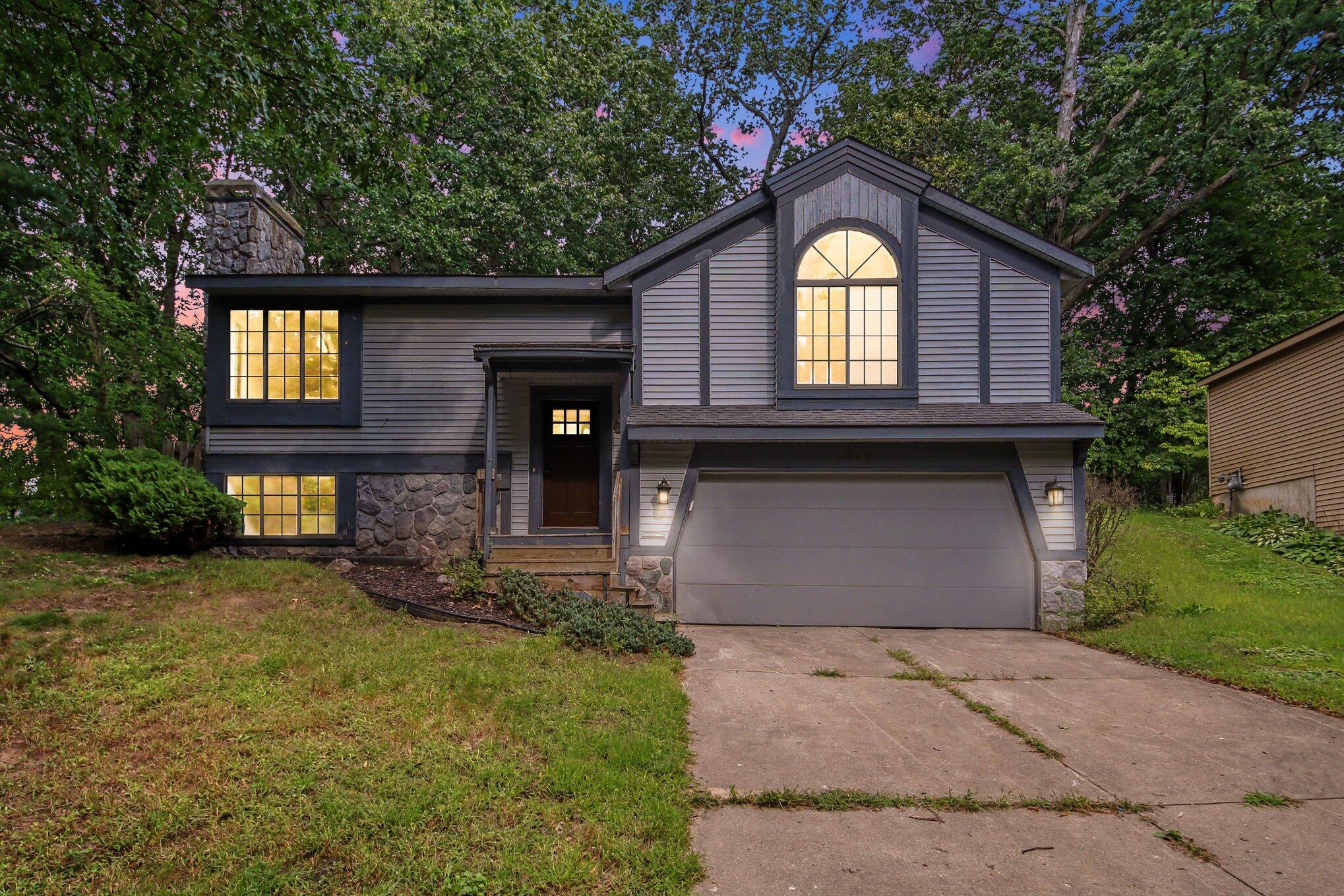 1312 Gladstone Drive SE Grand Rapids MI 49506