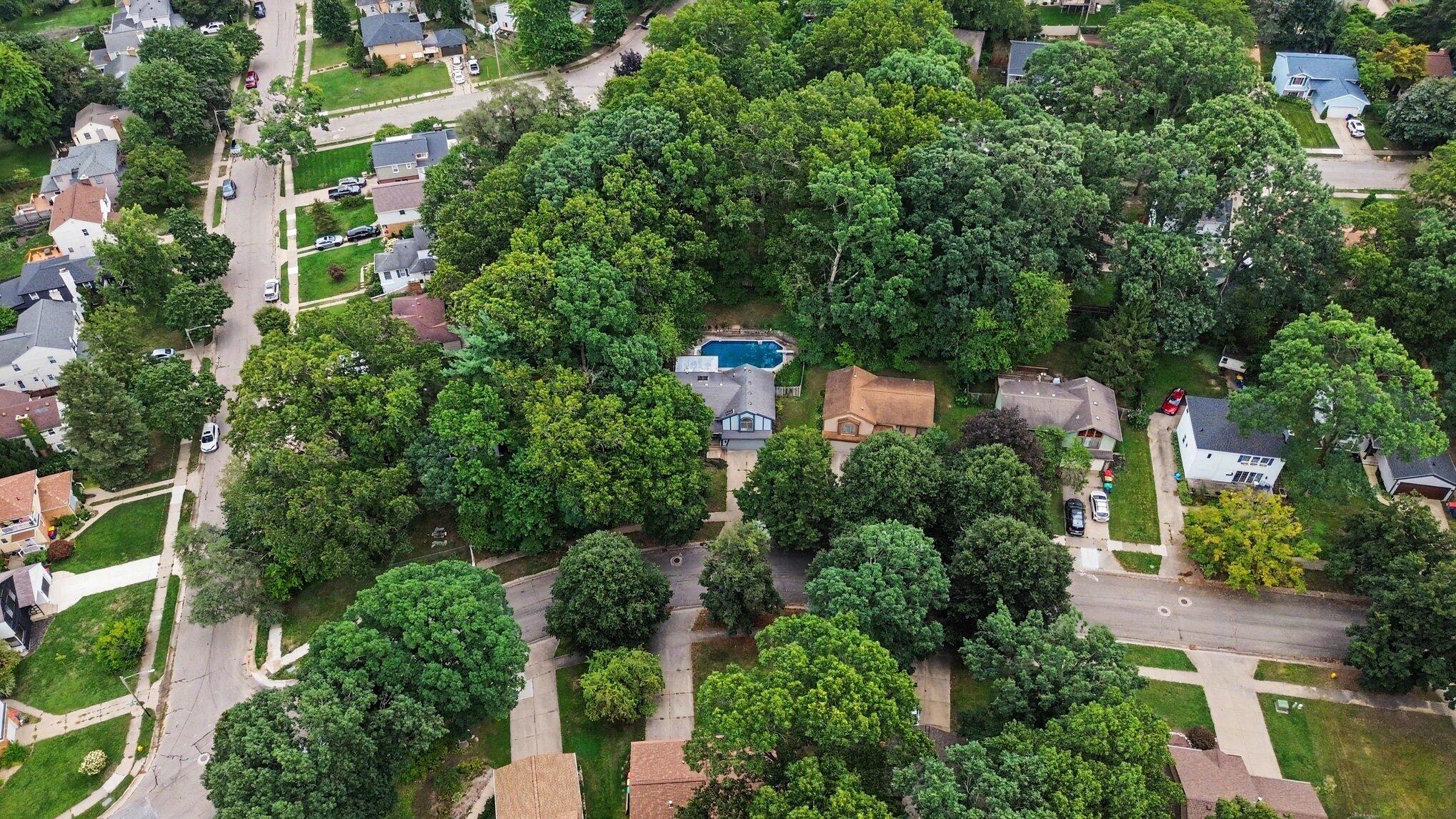 1312 Gladstone Drive SE Grand Rapids MI 49506