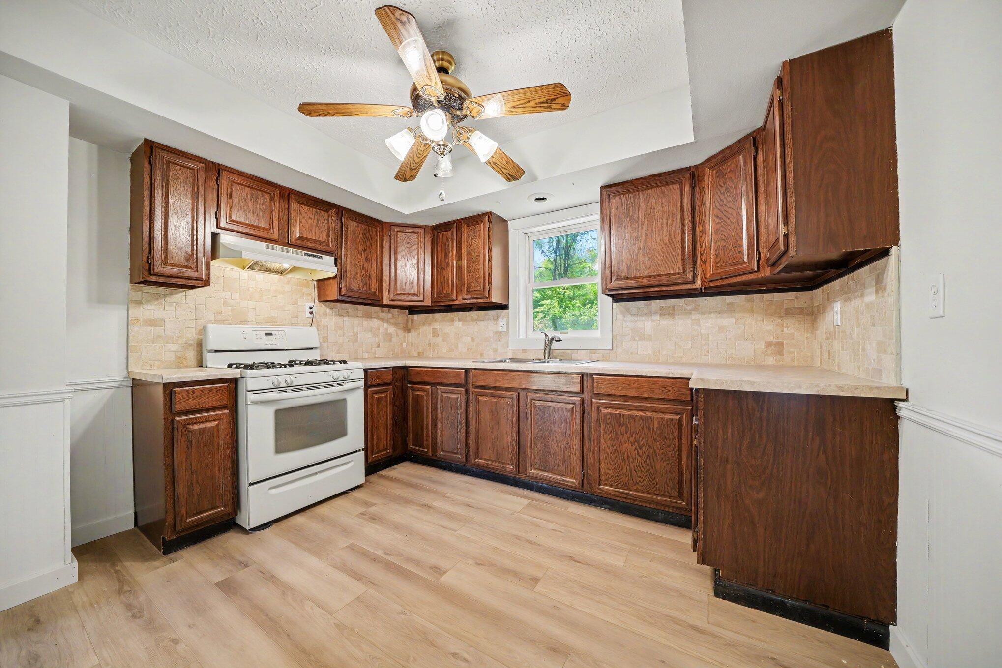 310 S Philip Road Niles MI 49120