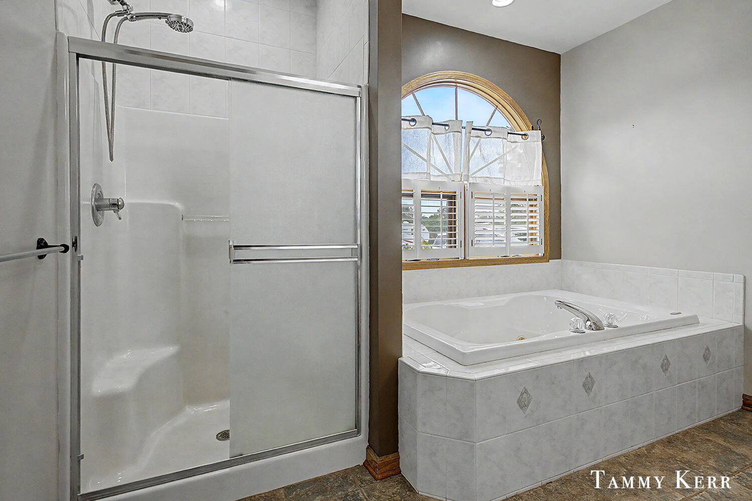 6220 146th Avenue Holland MI 49423