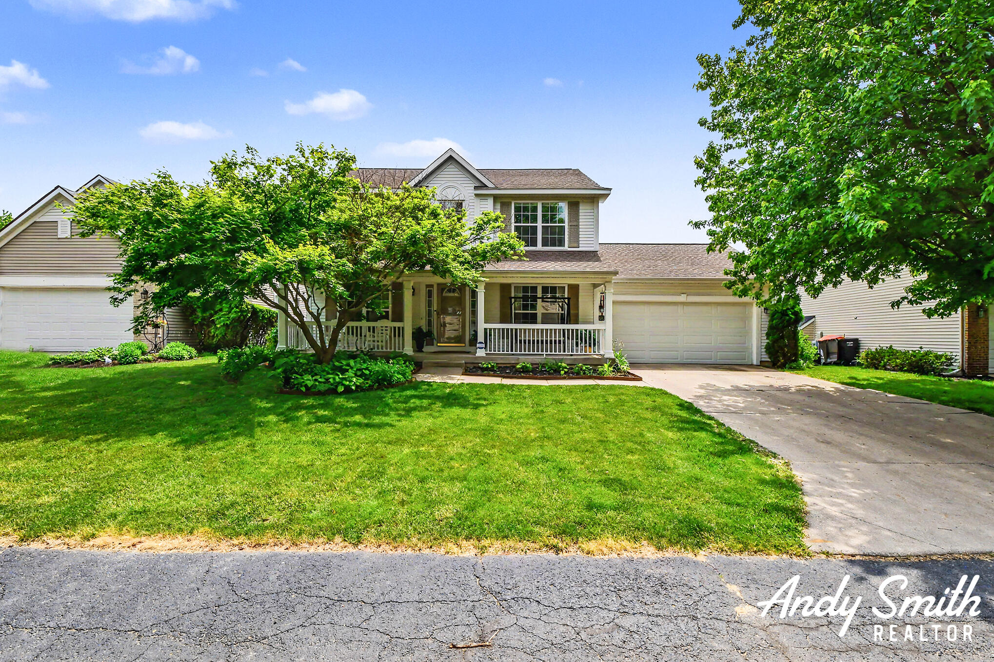 3642 S Falling Leaf Drive SE Grand Rapids MI 49512