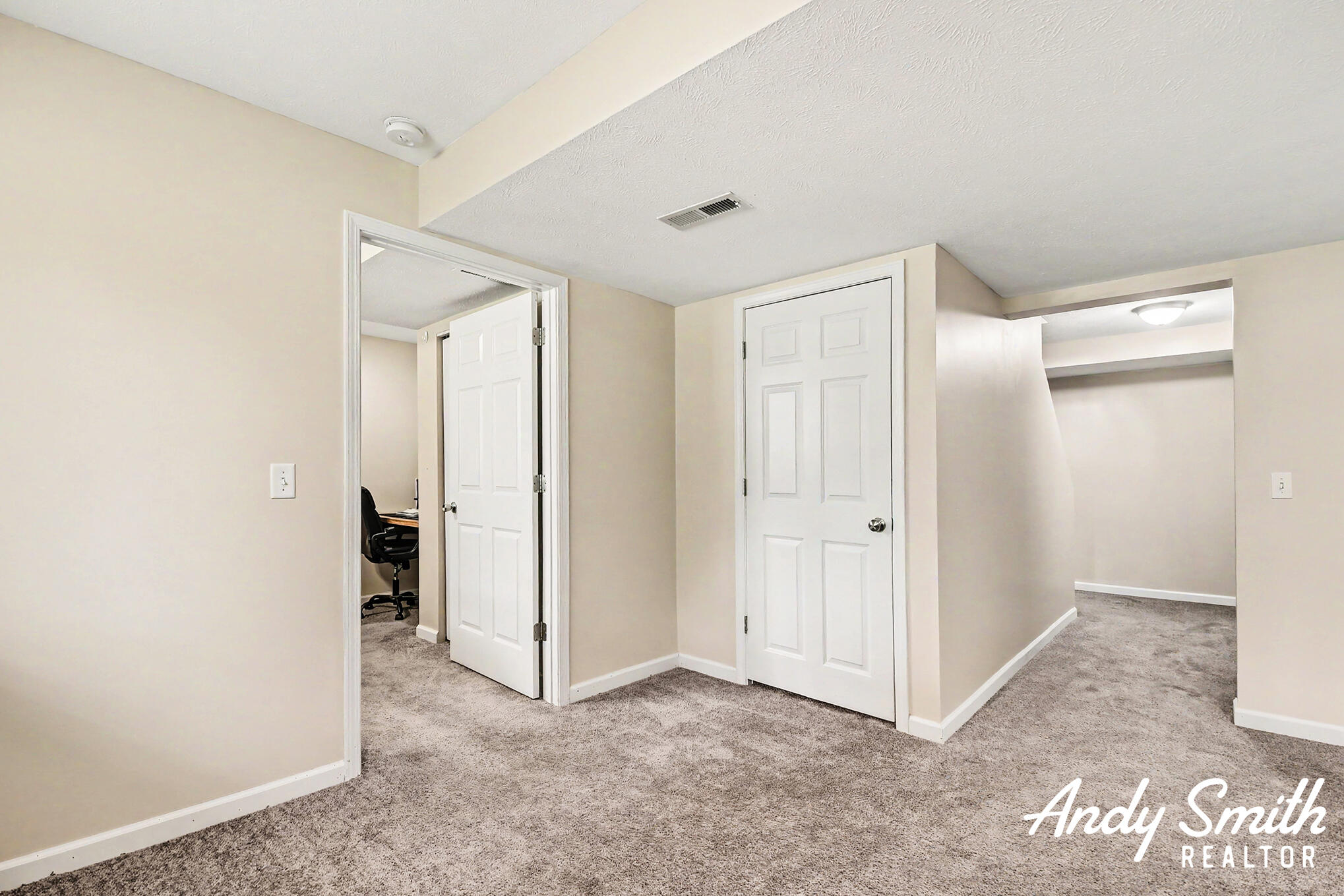3642 S Falling Leaf Drive SE Grand Rapids MI 49512