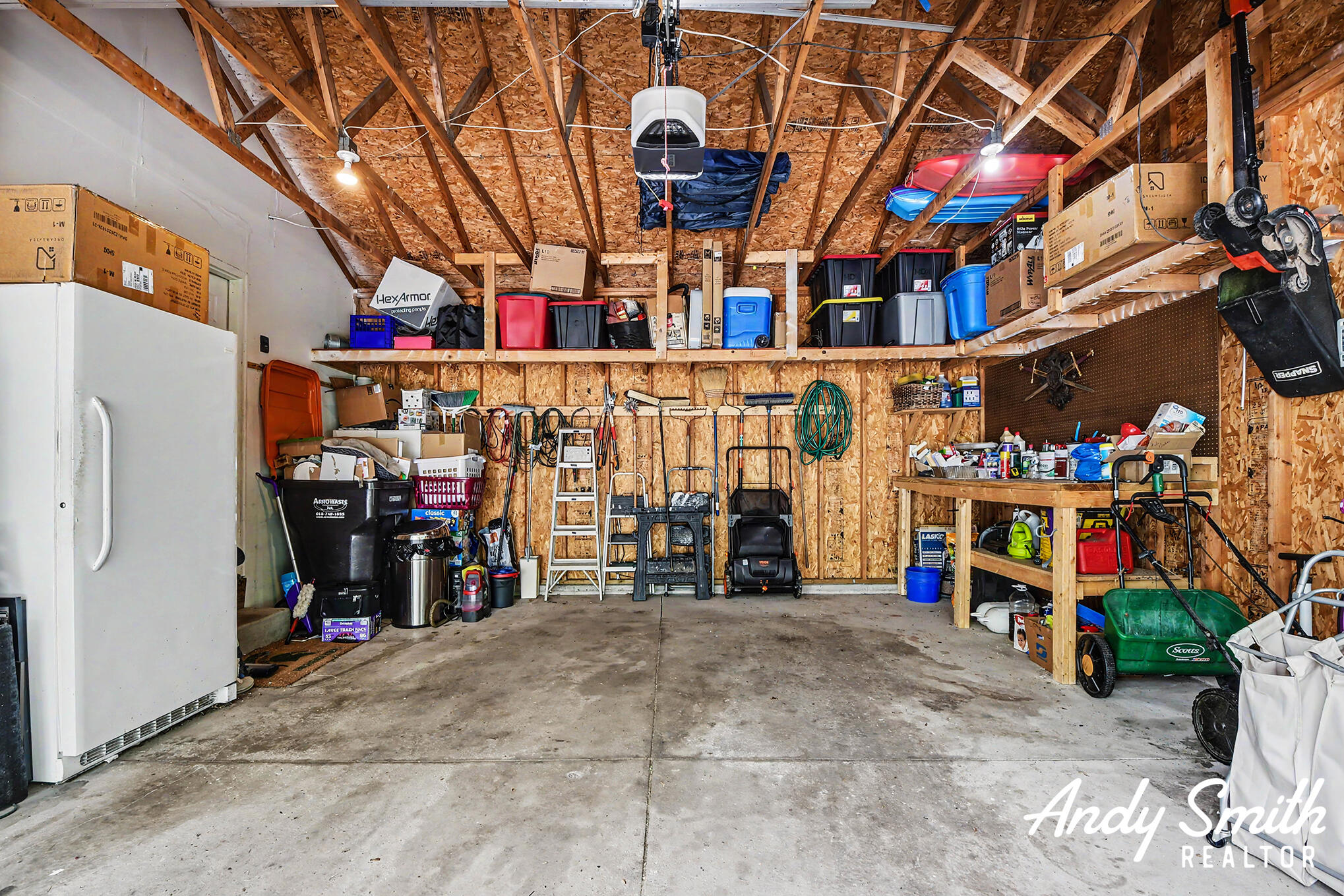 3642 S Falling Leaf Drive SE Grand Rapids MI 49512