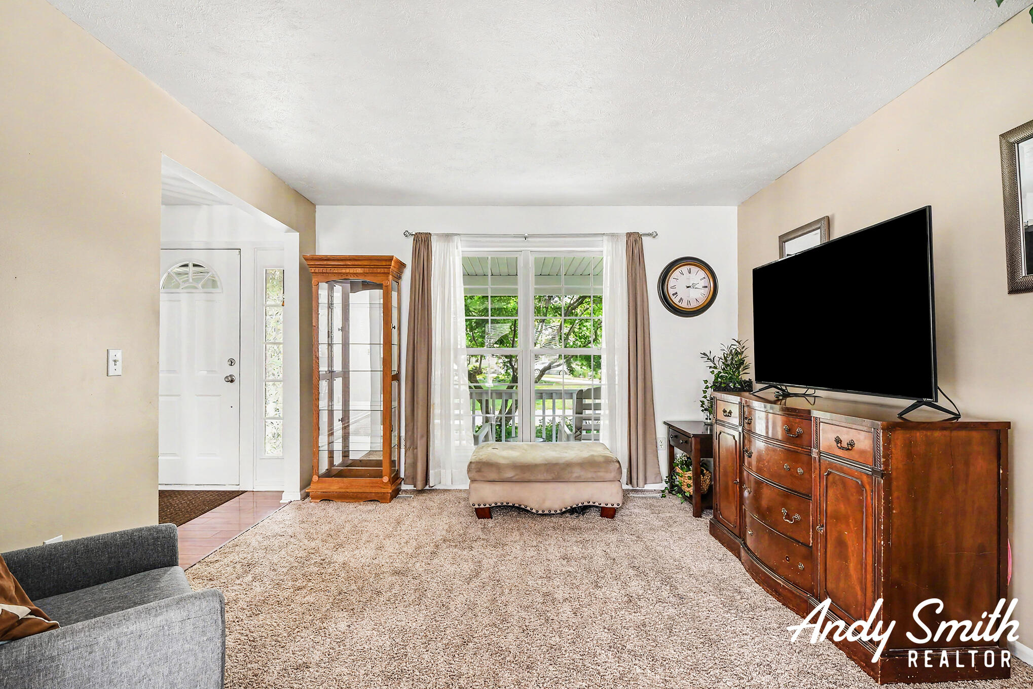 3642 S Falling Leaf Drive SE Grand Rapids MI 49512