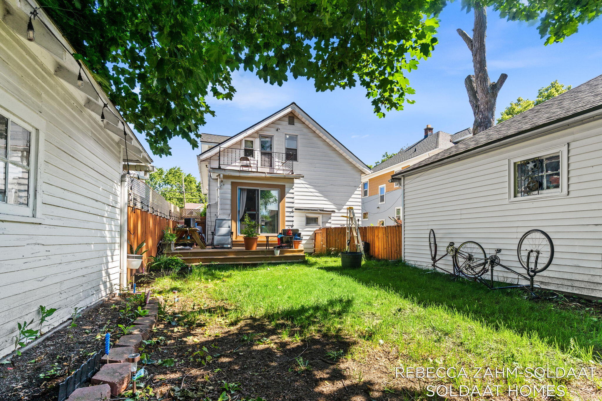 850 Richmond Street NW Grand Rapids MI 49504