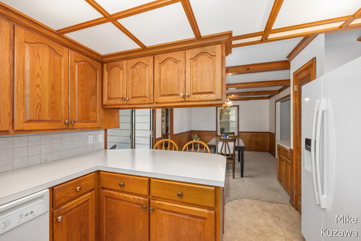 1711 Country Club Drive NE Grand Rapids MI 49505