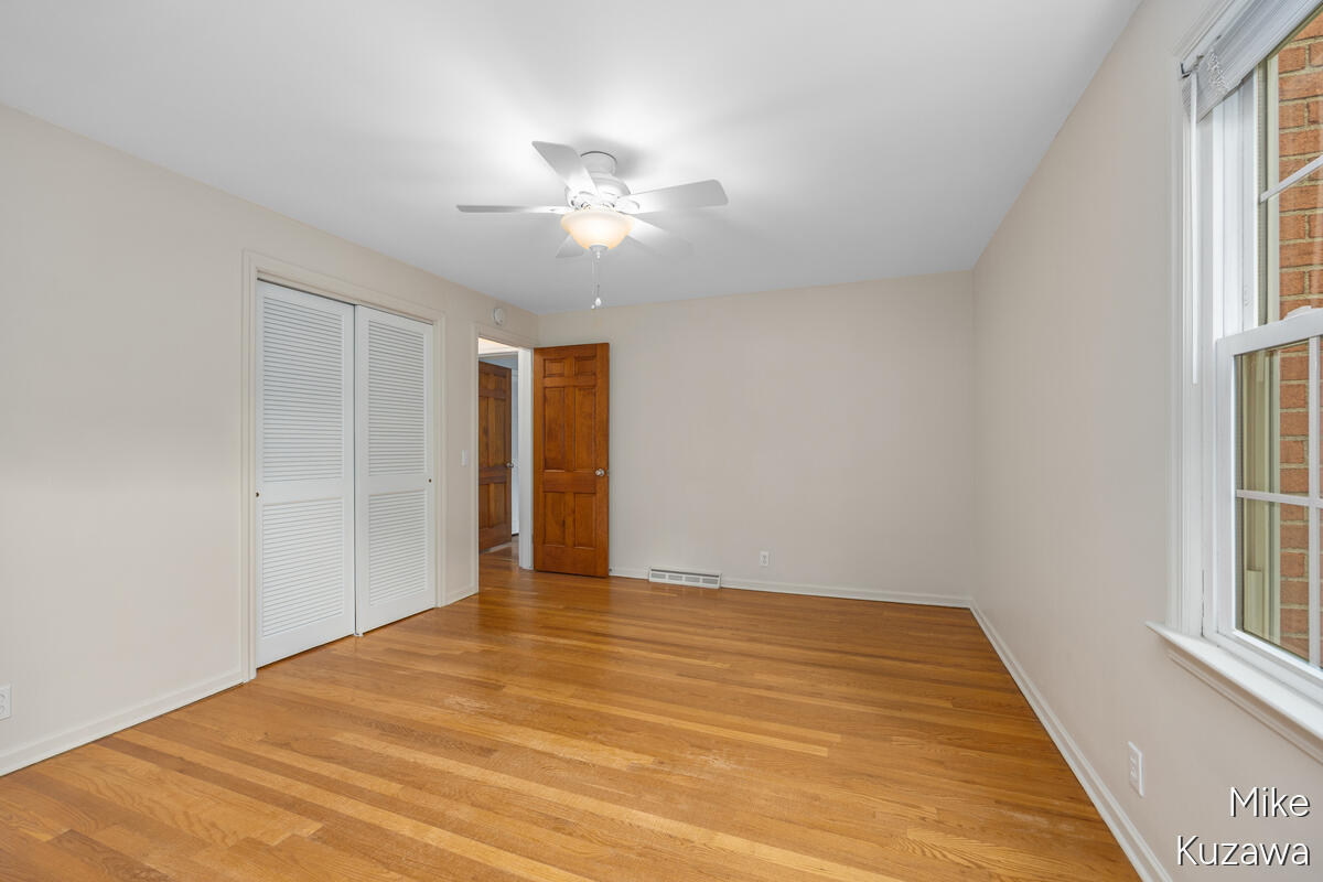 1711 Country Club Drive NE Grand Rapids MI 49505