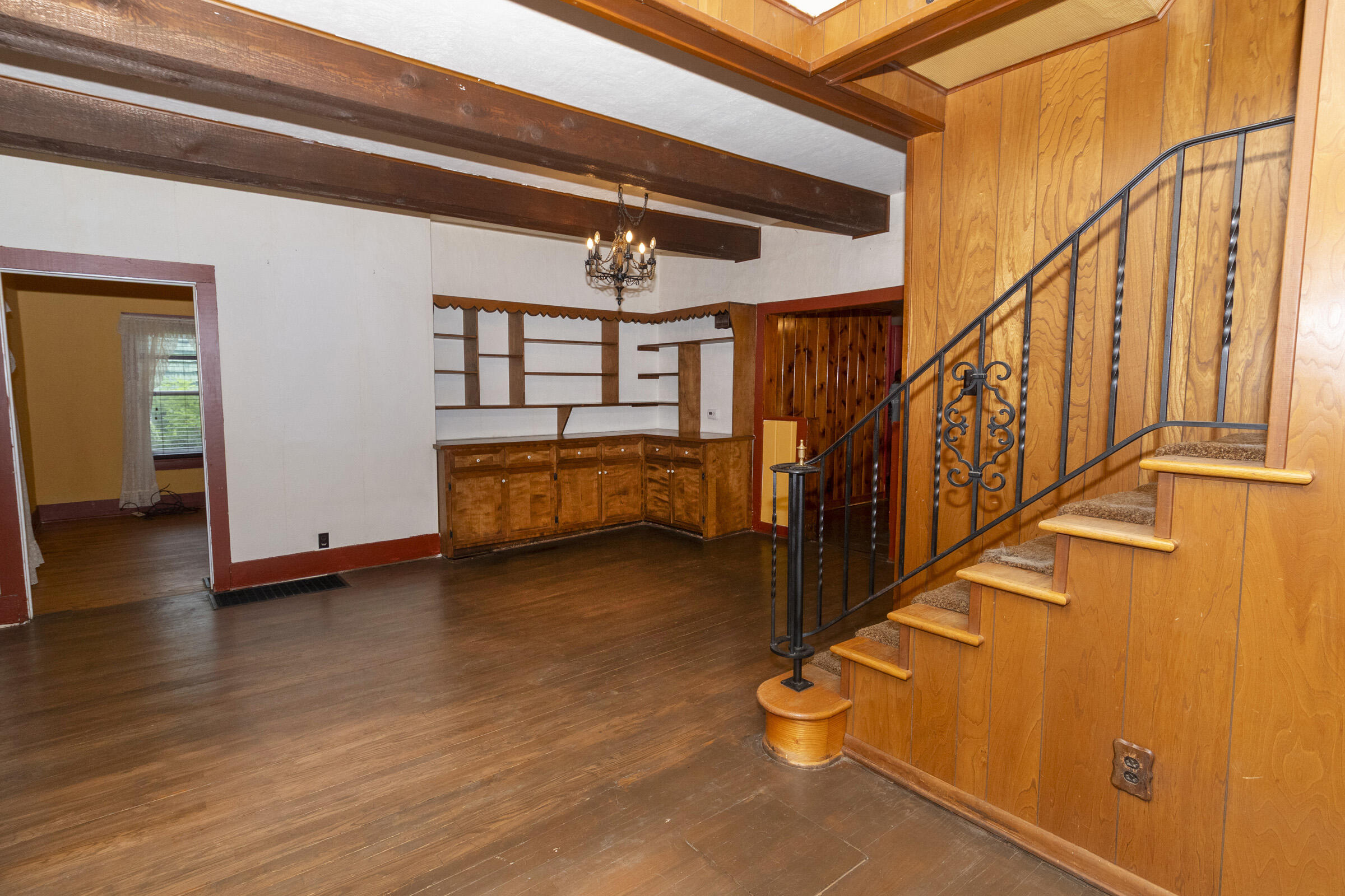 69115 Maple Street Edwardsburg MI 49112